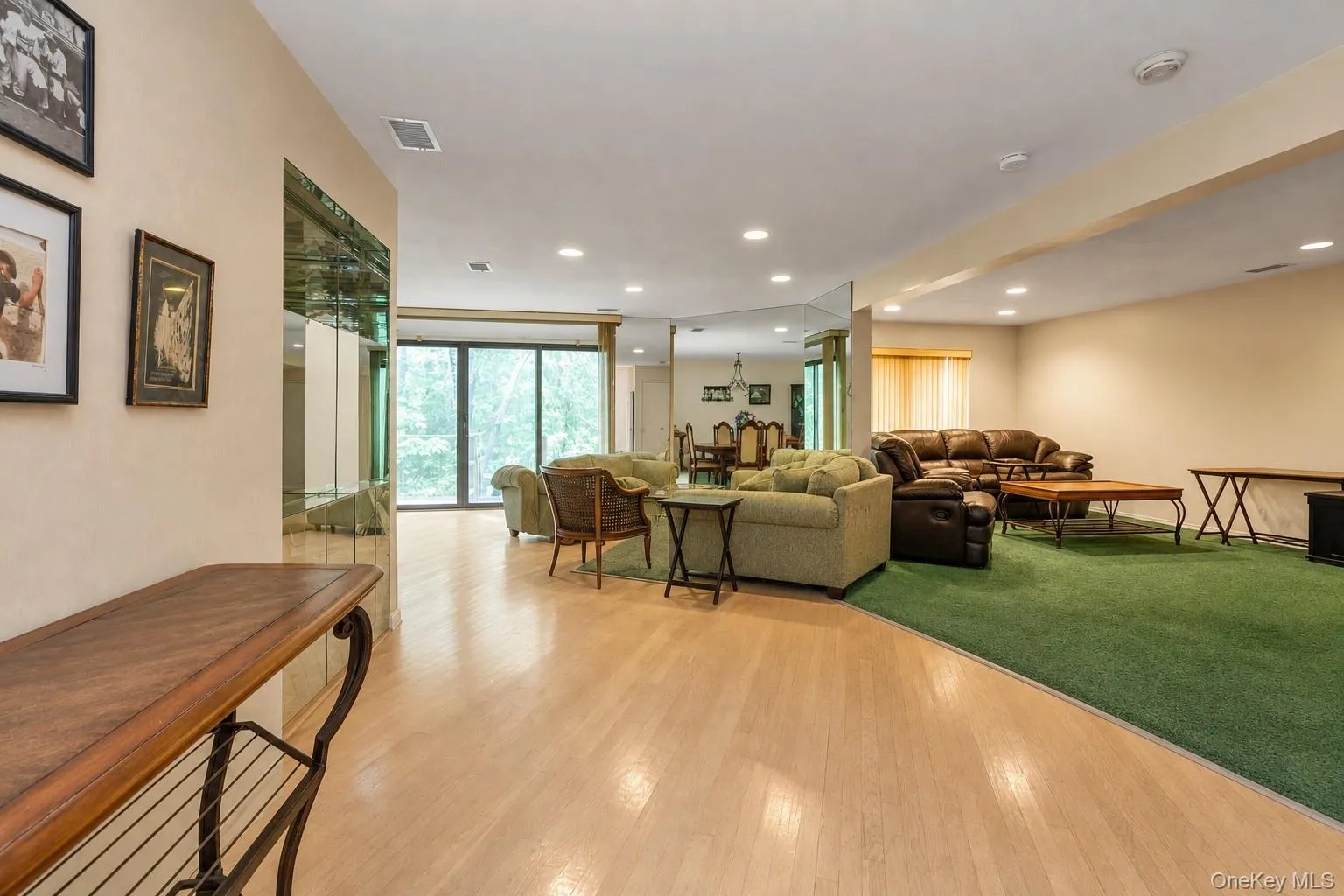 Foyer Foyer