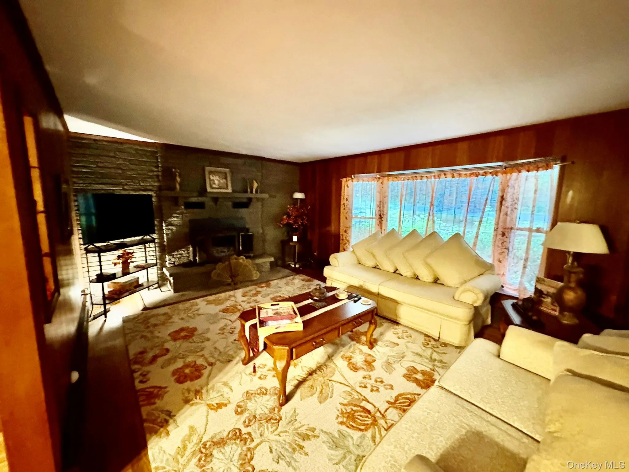 1360 Gulf Road, Callicoon, NY, 3 Bedrooms Bedrooms, 8 Rooms Rooms,1 BathroomBathrooms,Residential Lease,For Rent,Gulf,0,1036426 1360 Gulf Road, Callicoon, NY, 3 Bedrooms Bedrooms, 8 Rooms Rooms,1 BathroomBathrooms,Residential Lease,For Rent,Gulf,0,1036426