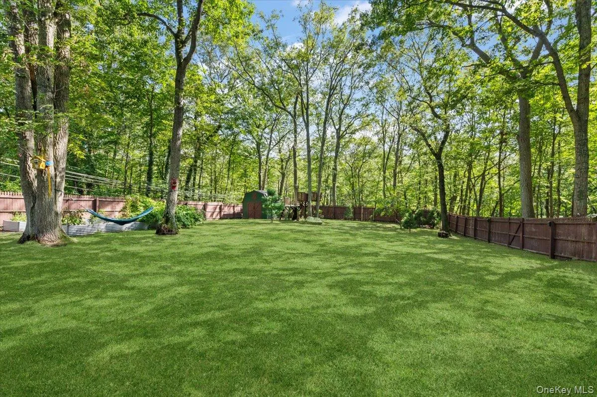 Fully fenced yard. Fully fenced yard.