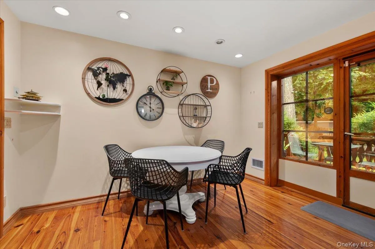 True eat in kitchen with doors leading to outdoor dining space. True eat in kitchen with doors leading to outdoor dining space.