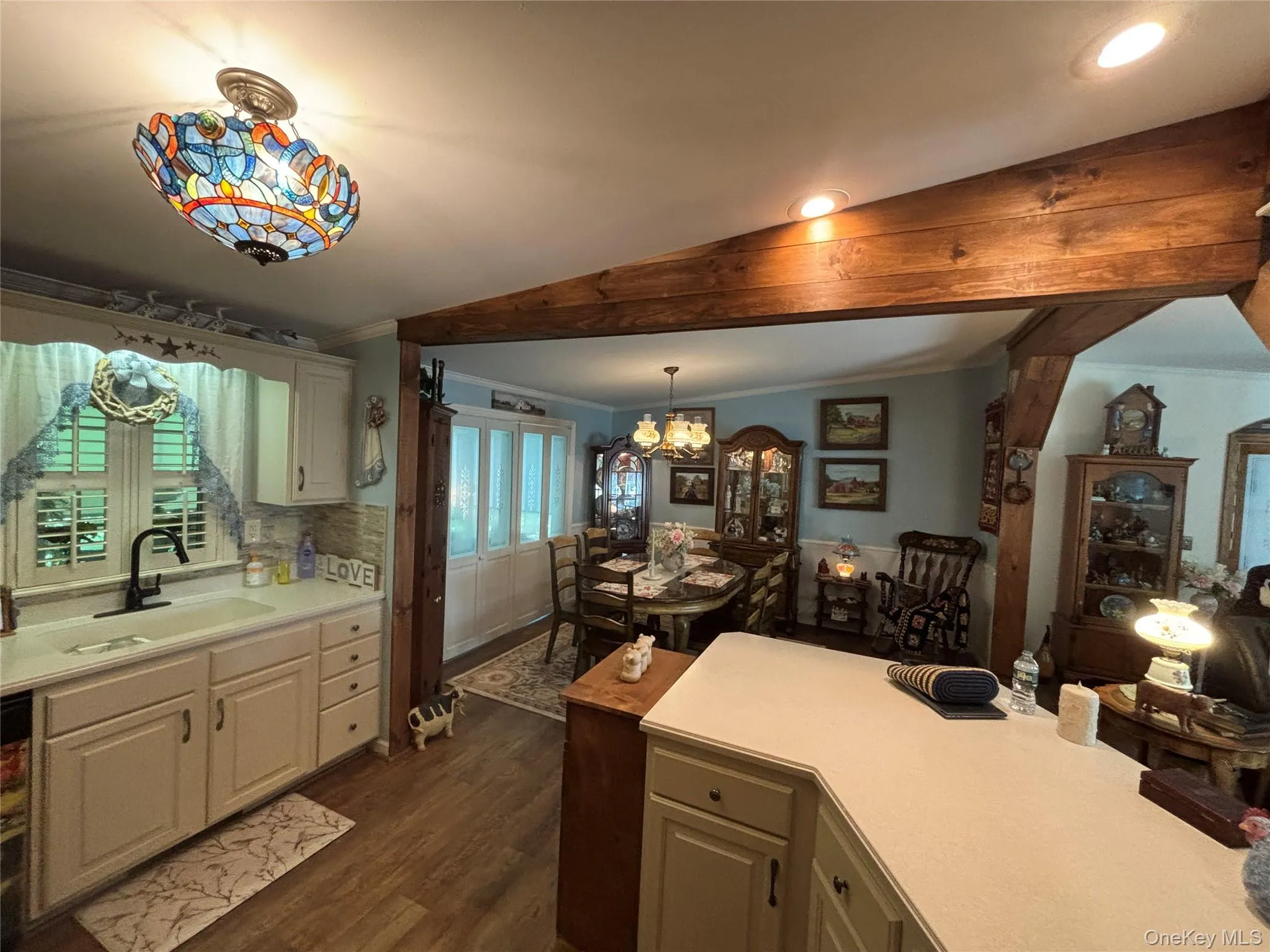 1661 Old Country Road, Riverhead, NY, 2 Bedrooms Bedrooms, 8 Rooms Rooms,2 BathroomsBathrooms,Residential,For Rent,Old Country,0,1036429 1661 Old Country Road, Riverhead, NY, 2 Bedrooms Bedrooms, 8 Rooms Rooms,2 BathroomsBathrooms,Residential,For Rent,Old Country,0,1036429