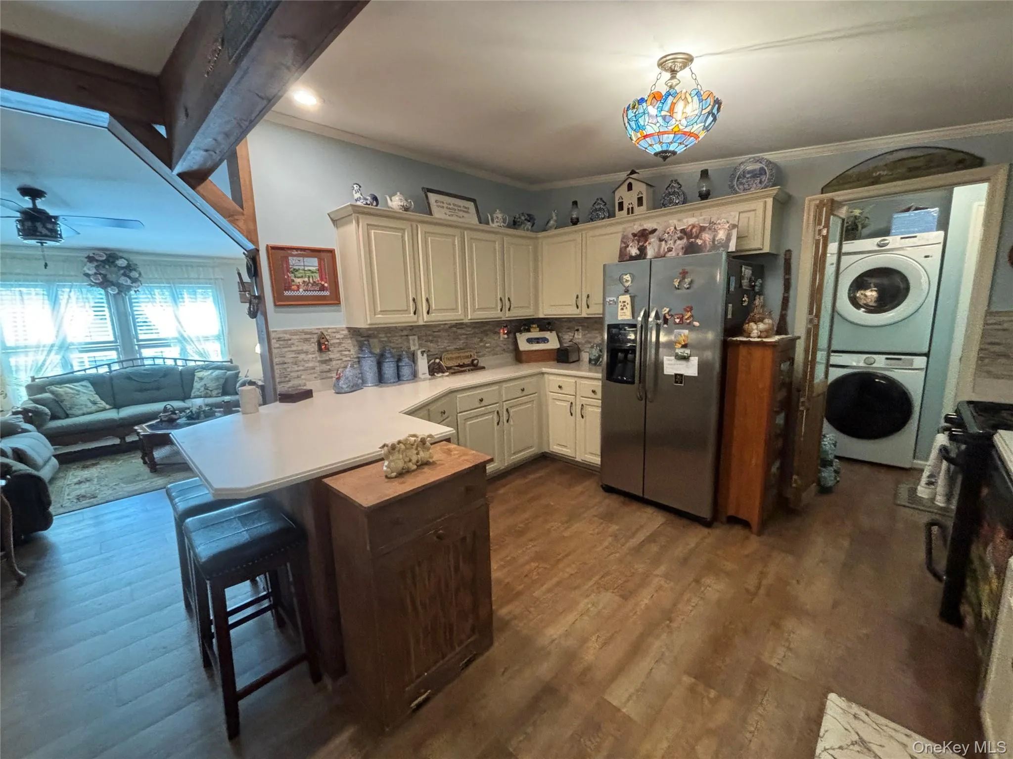 1661 Old Country Road, Riverhead, NY, 2 Bedrooms Bedrooms, 8 Rooms Rooms,2 BathroomsBathrooms,Residential,For Rent,Old Country,0,1036429 1661 Old Country Road, Riverhead, NY, 2 Bedrooms Bedrooms, 8 Rooms Rooms,2 BathroomsBathrooms,Residential,For Rent,Old Country,0,1036429