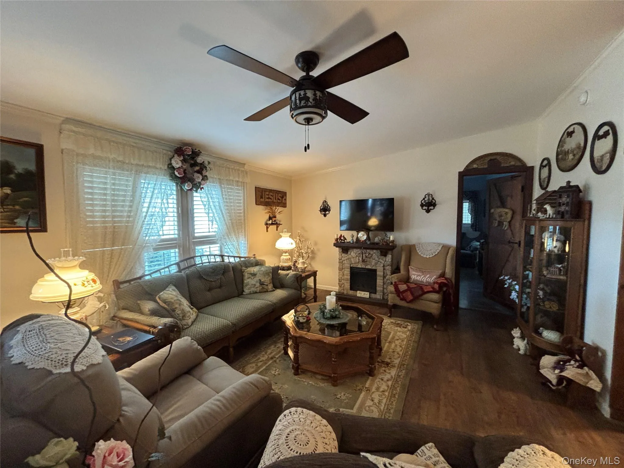 1661 Old Country Road, Riverhead, NY, 2 Bedrooms Bedrooms, 8 Rooms Rooms,2 BathroomsBathrooms,Residential,For Rent,Old Country,0,1036429 1661 Old Country Road, Riverhead, NY, 2 Bedrooms Bedrooms, 8 Rooms Rooms,2 BathroomsBathrooms,Residential,For Rent,Old Country,0,1036429