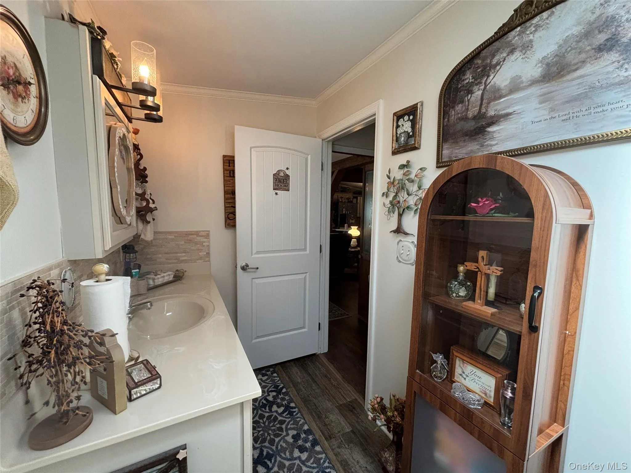 1661 Old Country Road, Riverhead, NY, 2 Bedrooms Bedrooms, 8 Rooms Rooms,2 BathroomsBathrooms,Residential,For Rent,Old Country,0,1036429 1661 Old Country Road, Riverhead, NY, 2 Bedrooms Bedrooms, 8 Rooms Rooms,2 BathroomsBathrooms,Residential,For Rent,Old Country,0,1036429