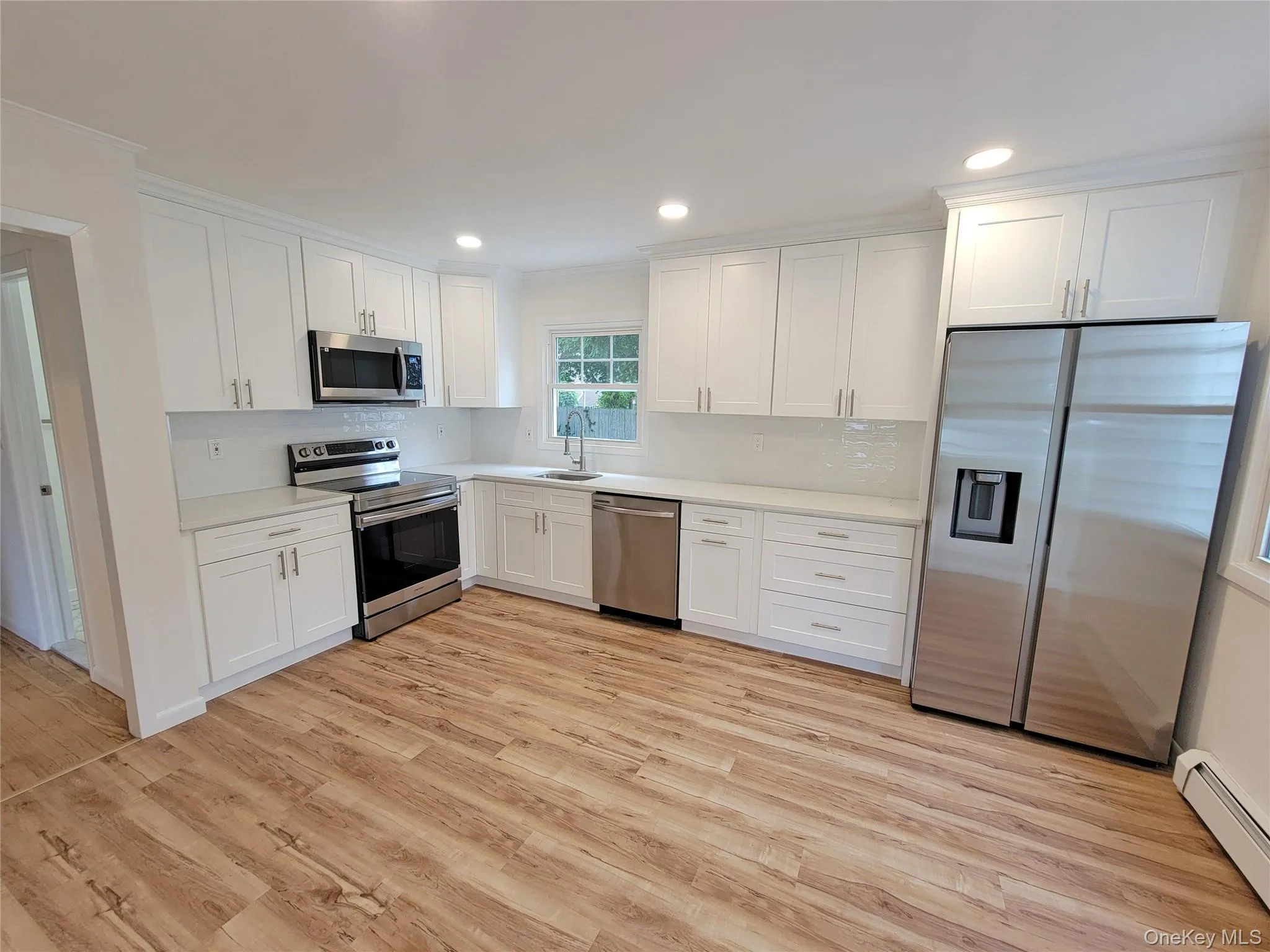 392 3rd Avenue, Islip, NY, 4 Bedrooms Bedrooms, 7 Rooms Rooms,1 BathroomBathrooms,Residential,For Rent,3rd,0,1036438 392 3rd Avenue, Islip, NY, 4 Bedrooms Bedrooms, 7 Rooms Rooms,1 BathroomBathrooms,Residential,For Rent,3rd,0,1036438
