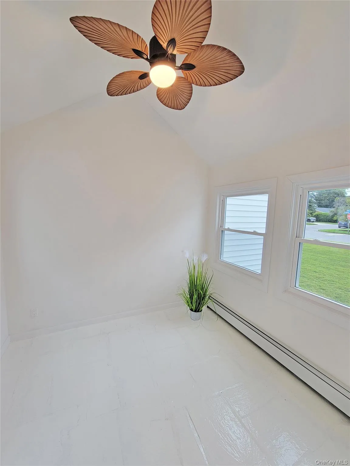 392 3rd Avenue, Islip, NY, 4 Bedrooms Bedrooms, 7 Rooms Rooms,1 BathroomBathrooms,Residential,For Rent,3rd,0,1036438 392 3rd Avenue, Islip, NY, 4 Bedrooms Bedrooms, 7 Rooms Rooms,1 BathroomBathrooms,Residential,For Rent,3rd,0,1036438