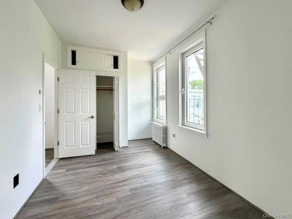 2011 Himrod Street, New York, NY, 1 Bedroom Bedrooms, 3 Rooms Rooms,1 BathroomBathrooms,Residential Lease,For Rent,Himrod,0,1036439 2011 Himrod Street, New York, NY, 1 Bedroom Bedrooms, 3 Rooms Rooms,1 BathroomBathrooms,Residential Lease,For Rent,Himrod,0,1036439