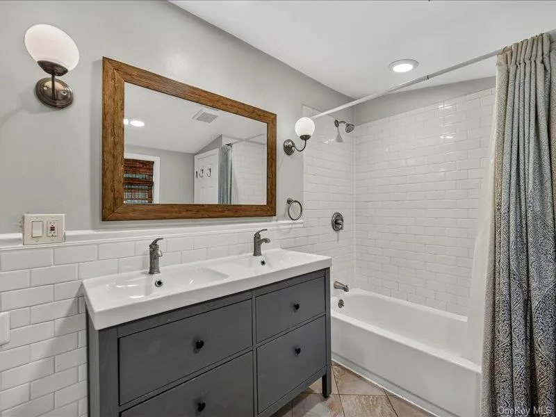 172 Mt Joy Road, Middletown, NY, 3 Bedrooms Bedrooms, 6 Rooms Rooms,1 BathroomBathrooms,Residential,For Rent,Mt Joy,0,1036444 172 Mt Joy Road, Middletown, NY, 3 Bedrooms Bedrooms, 6 Rooms Rooms,1 BathroomBathrooms,Residential,For Rent,Mt Joy,0,1036444