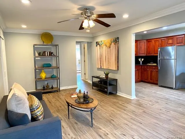 393 Great East Neck Road, Babylon, NY, 2 Bedrooms Bedrooms, 4 Rooms Rooms,1 BathroomBathrooms,Residential Lease,For Rent,Great East Neck,0,1036448 393 Great East Neck Road, Babylon, NY, 2 Bedrooms Bedrooms, 4 Rooms Rooms,1 BathroomBathrooms,Residential Lease,For Rent,Great East Neck,0,1036448