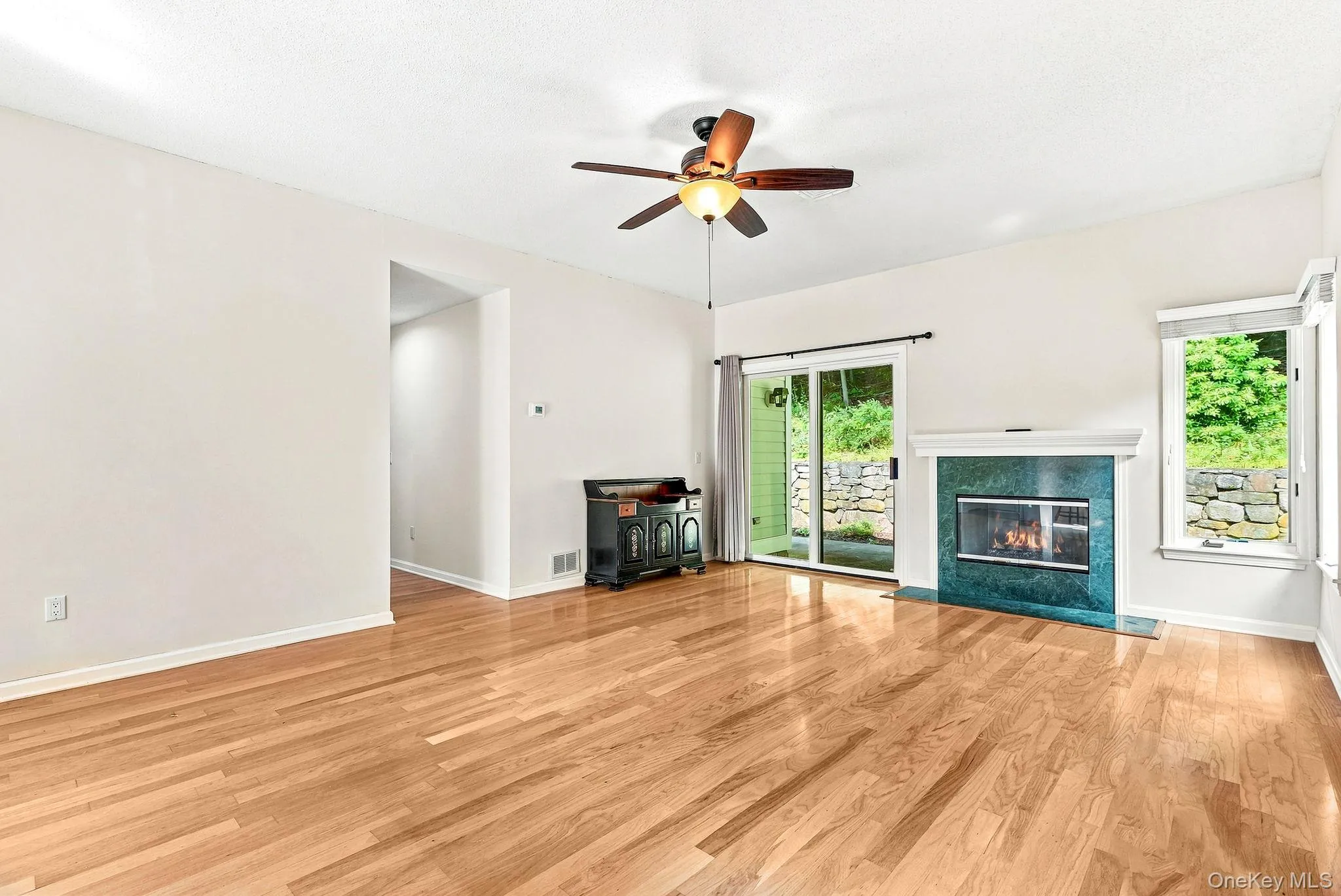 790 Heritage Hills, Somers, NY, 2 Bedrooms Bedrooms, 5 Rooms Rooms,2 BathroomsBathrooms,Residential,For Rent,Heritage,0,1036450 790 Heritage Hills, Somers, NY, 2 Bedrooms Bedrooms, 5 Rooms Rooms,2 BathroomsBathrooms,Residential,For Rent,Heritage,0,1036450