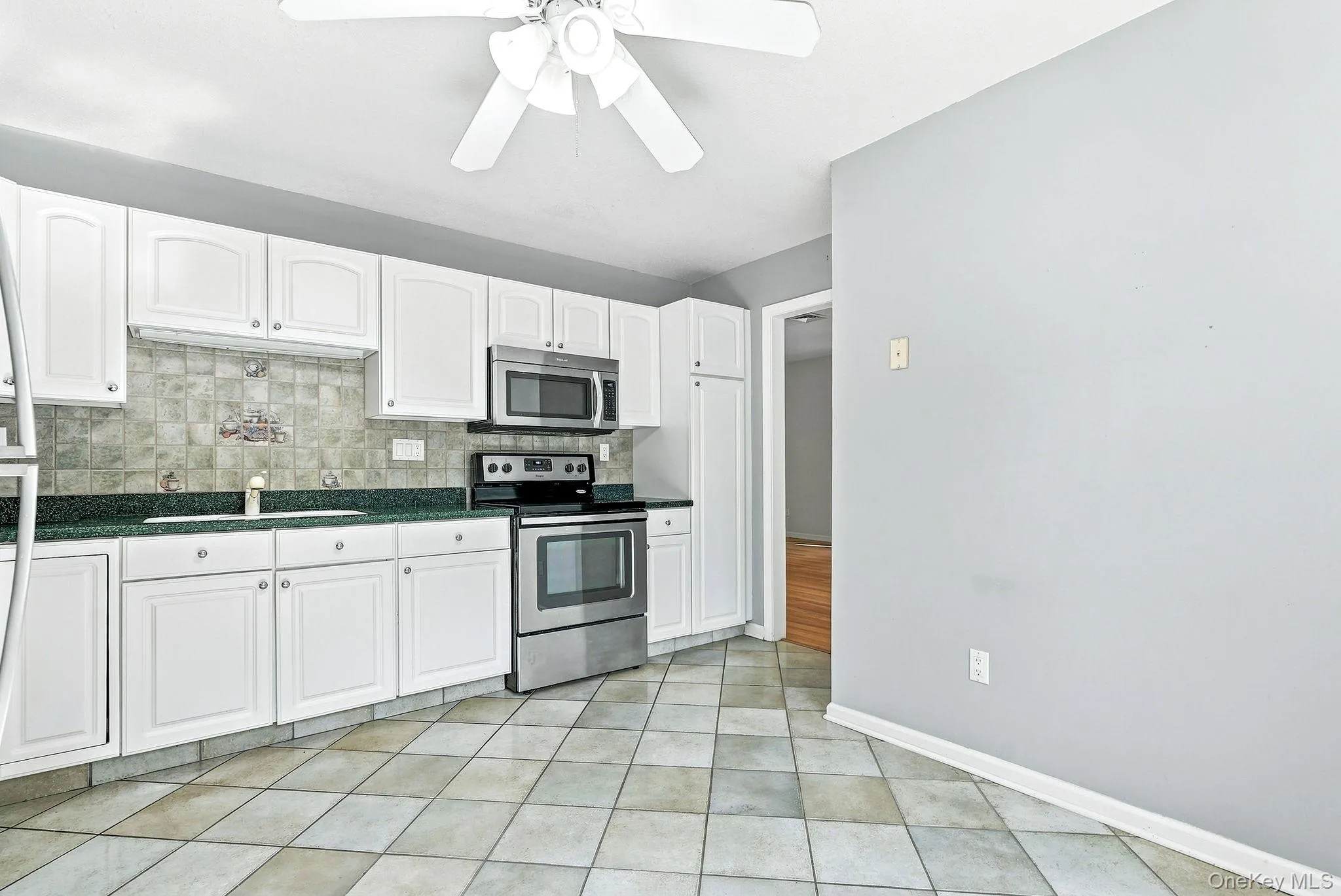 790 Heritage Hills, Somers, NY, 2 Bedrooms Bedrooms, 5 Rooms Rooms,2 BathroomsBathrooms,Residential,For Rent,Heritage,0,1036450 790 Heritage Hills, Somers, NY, 2 Bedrooms Bedrooms, 5 Rooms Rooms,2 BathroomsBathrooms,Residential,For Rent,Heritage,0,1036450