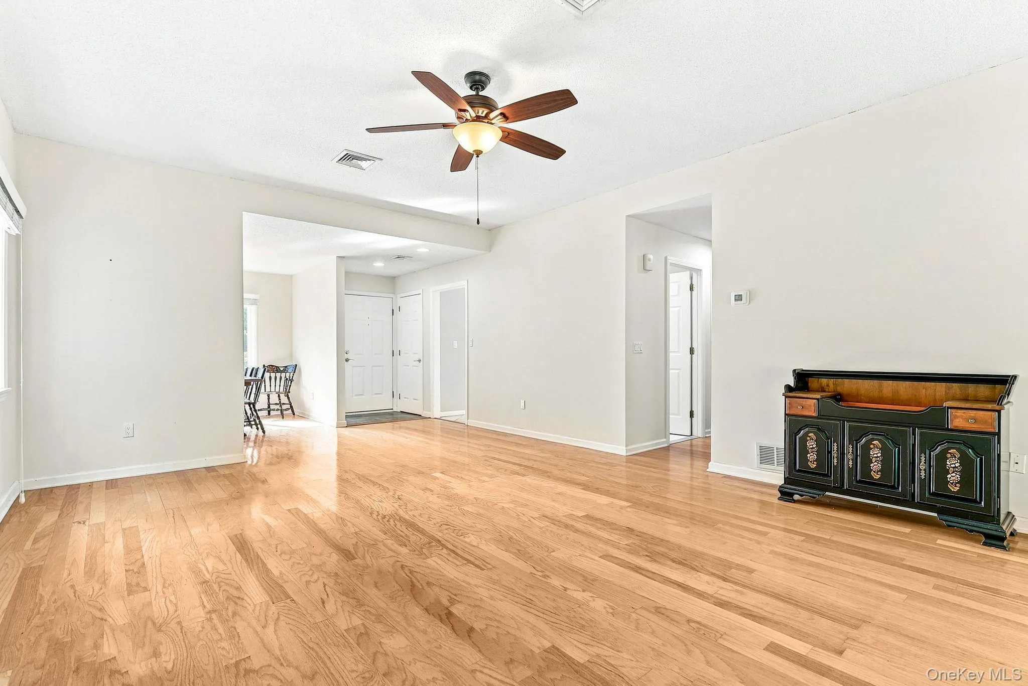 790 Heritage Hills, Somers, NY, 2 Bedrooms Bedrooms, 5 Rooms Rooms,2 BathroomsBathrooms,Residential,For Rent,Heritage,0,1036450 790 Heritage Hills, Somers, NY, 2 Bedrooms Bedrooms, 5 Rooms Rooms,2 BathroomsBathrooms,Residential,For Rent,Heritage,0,1036450