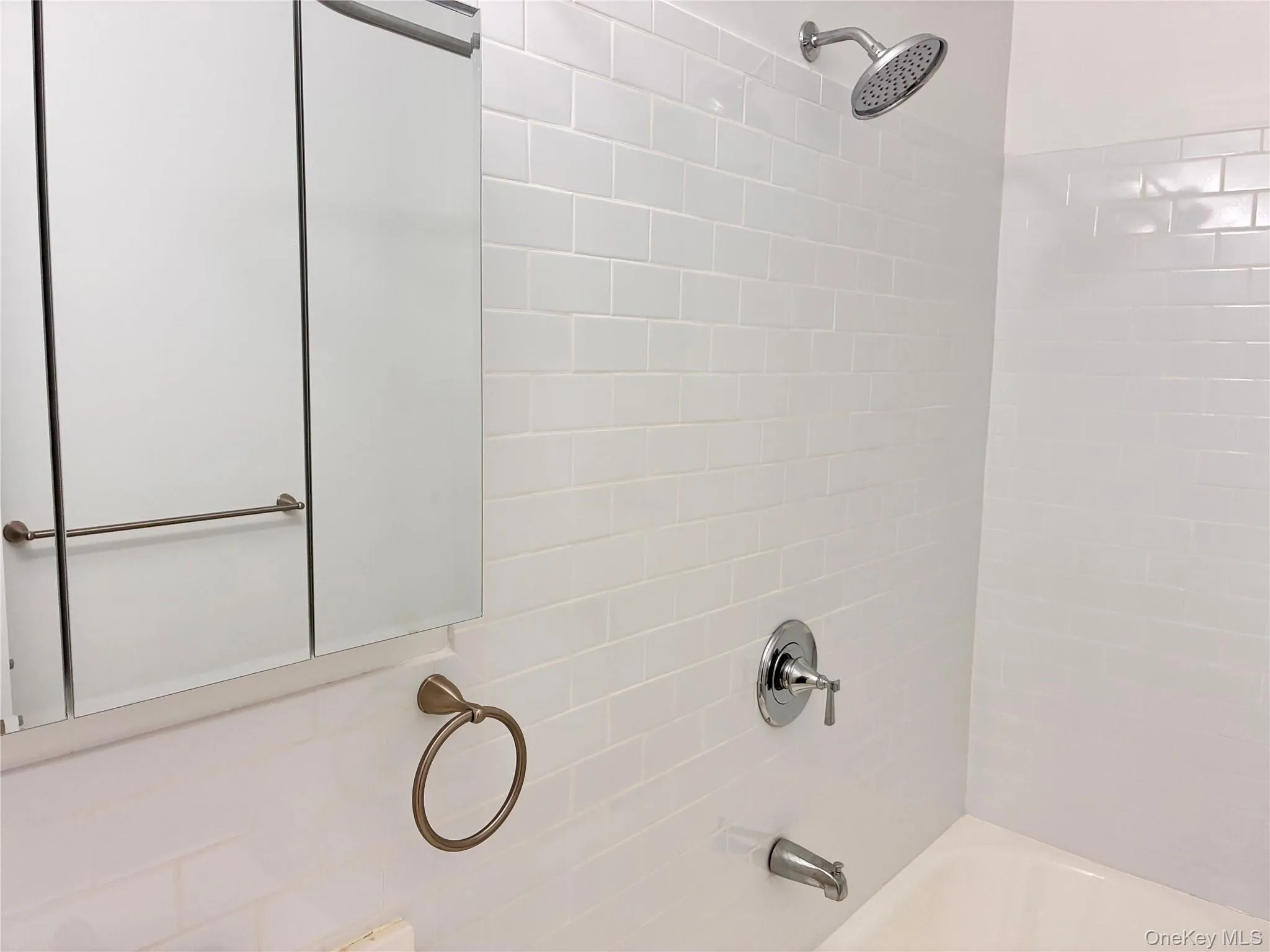 2685 Creston Avenue, New York, NY, 1 Bedroom Bedrooms, 3 Rooms Rooms,1 BathroomBathrooms,Residential Lease,For Rent,Creston,0,1036451 2685 Creston Avenue, New York, NY, 1 Bedroom Bedrooms, 3 Rooms Rooms,1 BathroomBathrooms,Residential Lease,For Rent,Creston,0,1036451