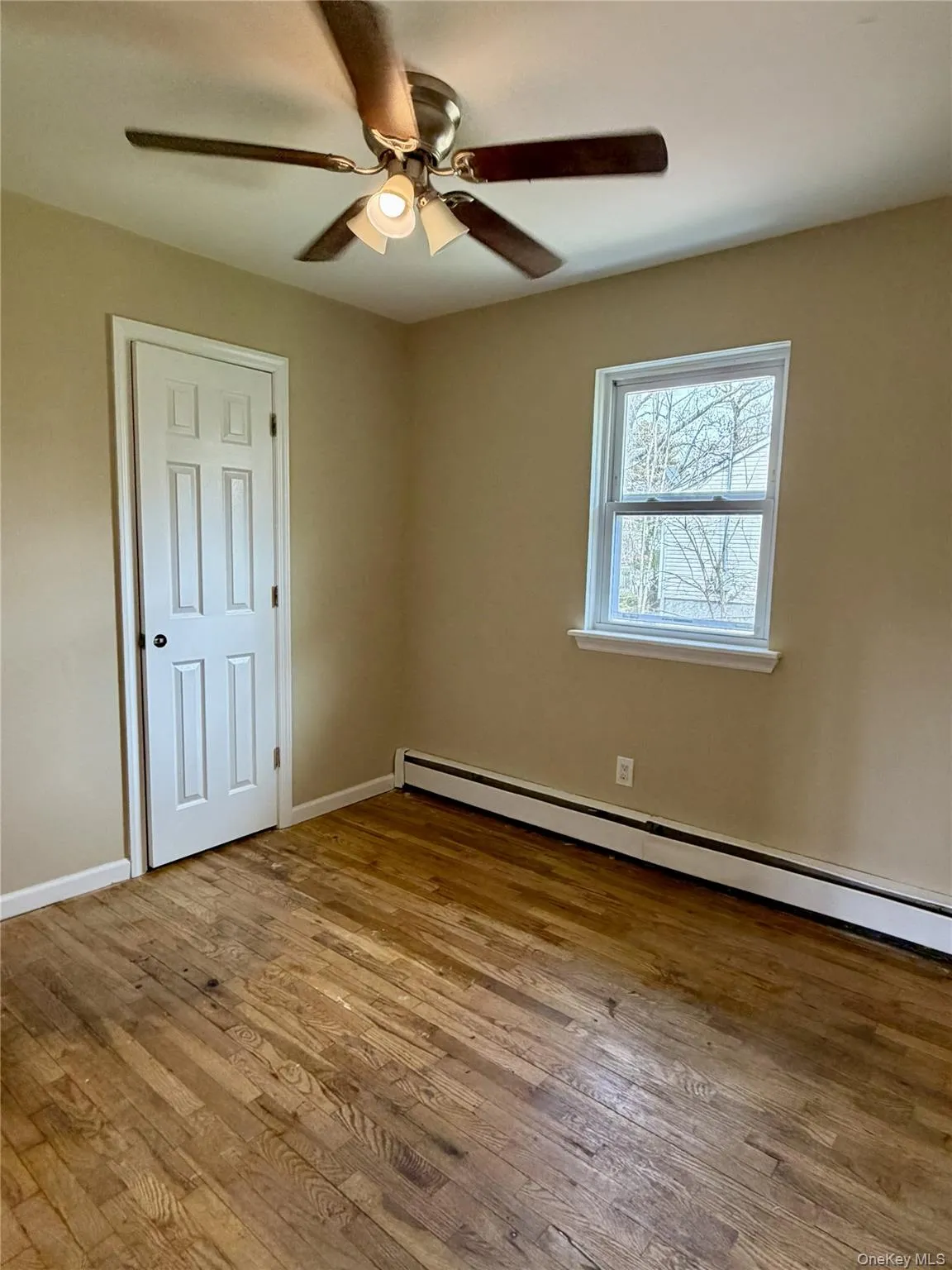 14 Mastic Boulevard, Brookhaven, NY, 4 Bedrooms Bedrooms, 9 Rooms Rooms,3 BathroomsBathrooms,Residential Lease,For Rent,Mastic,0,1036454 14 Mastic Boulevard, Brookhaven, NY, 4 Bedrooms Bedrooms, 9 Rooms Rooms,3 BathroomsBathrooms,Residential Lease,For Rent,Mastic,0,1036454