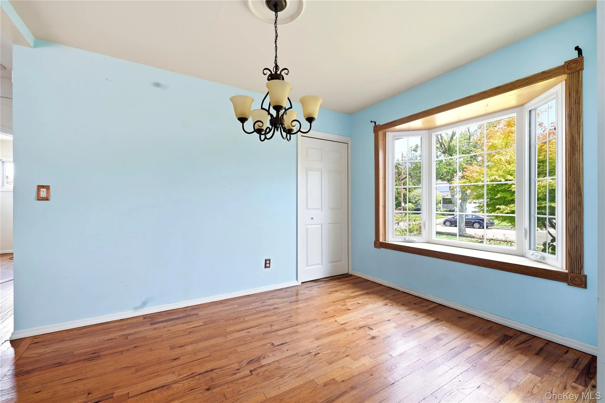 188 1st Avenue, Oyster Bay, NY, 2 Bedrooms Bedrooms, 6 Rooms Rooms,1 BathroomBathrooms,Residential,For Rent,1st,0,1036458 188 1st Avenue, Oyster Bay, NY, 2 Bedrooms Bedrooms, 6 Rooms Rooms,1 BathroomBathrooms,Residential,For Rent,1st,0,1036458