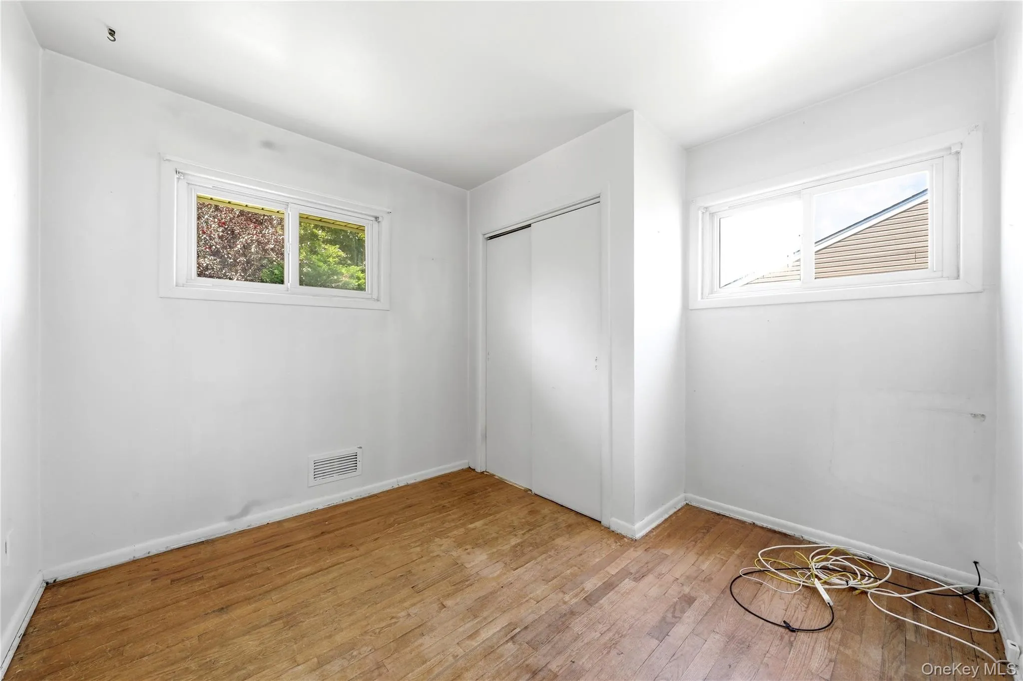 188 1st Avenue, Oyster Bay, NY, 2 Bedrooms Bedrooms, 6 Rooms Rooms,1 BathroomBathrooms,Residential,For Rent,1st,0,1036458 188 1st Avenue, Oyster Bay, NY, 2 Bedrooms Bedrooms, 6 Rooms Rooms,1 BathroomBathrooms,Residential,For Rent,1st,0,1036458