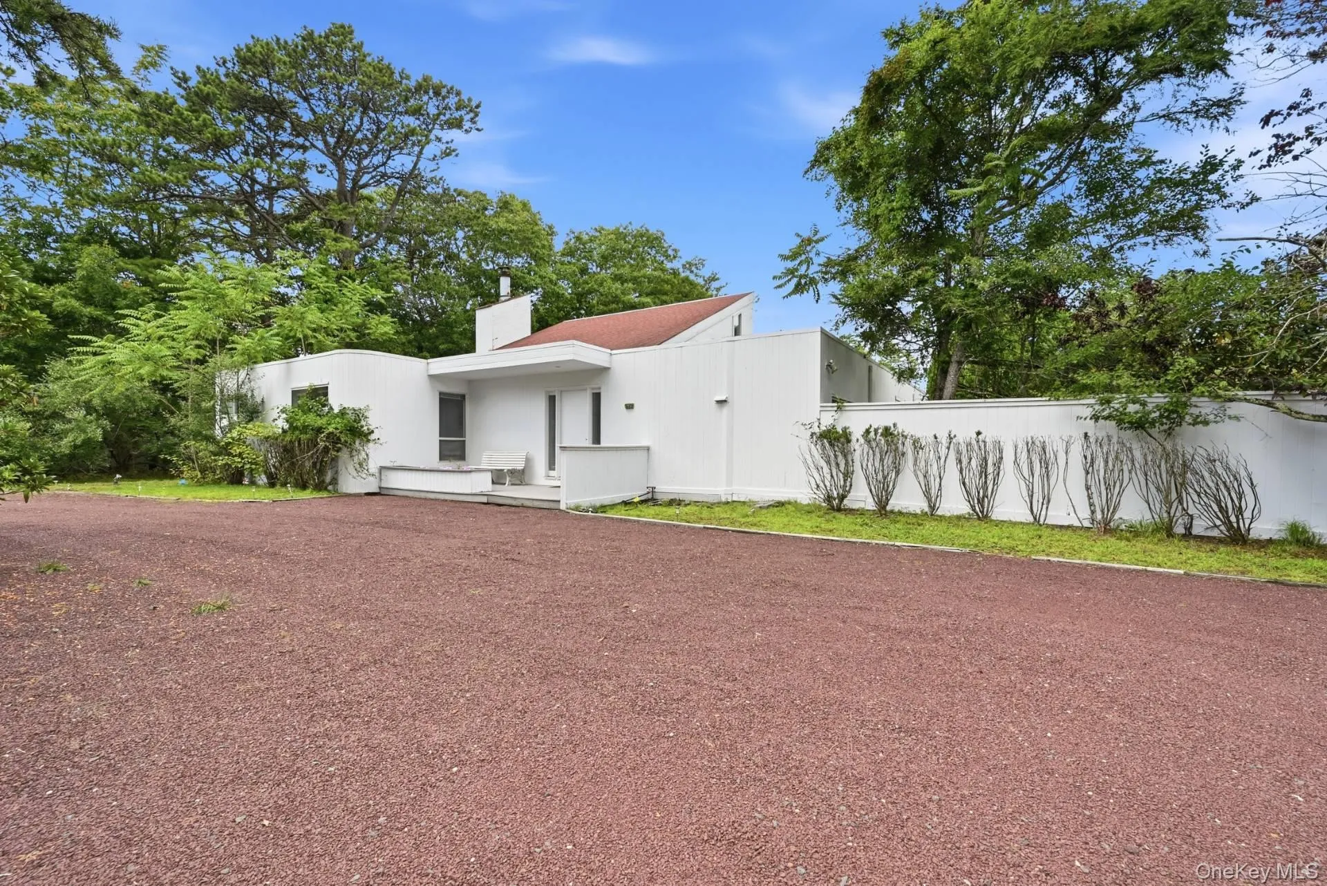 23 Deerfield Way, Southampton, NY, 4 Bedrooms Bedrooms, 9 Rooms Rooms,2 BathroomsBathrooms,Residential,For Rent,Deerfield,0,1036461 23 Deerfield Way, Southampton, NY, 4 Bedrooms Bedrooms, 9 Rooms Rooms,2 BathroomsBathrooms,Residential,For Rent,Deerfield,0,1036461