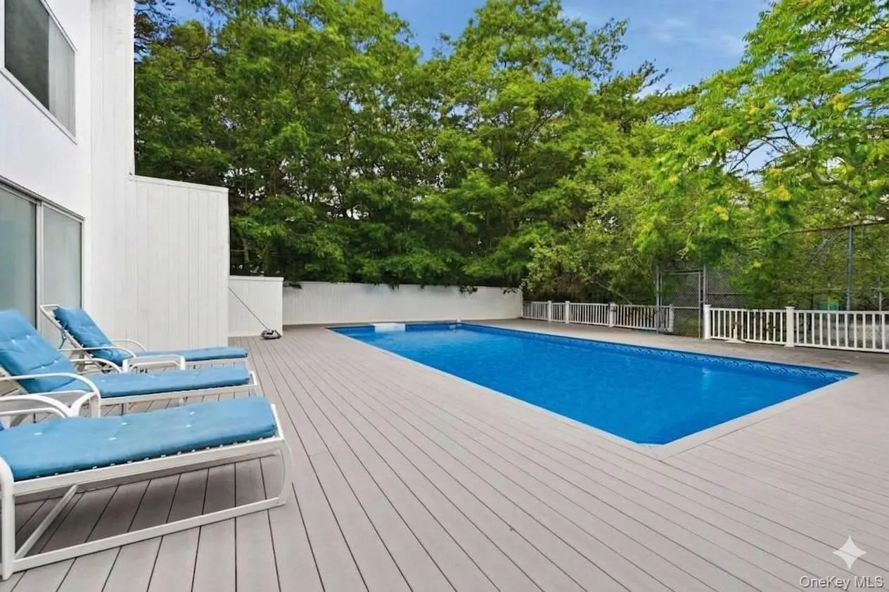 23 Deerfield Way, Southampton, NY, 4 Bedrooms Bedrooms, 9 Rooms Rooms,2 BathroomsBathrooms,Residential,For Rent,Deerfield,0,1036461 23 Deerfield Way, Southampton, NY, 4 Bedrooms Bedrooms, 9 Rooms Rooms,2 BathroomsBathrooms,Residential,For Rent,Deerfield,0,1036461