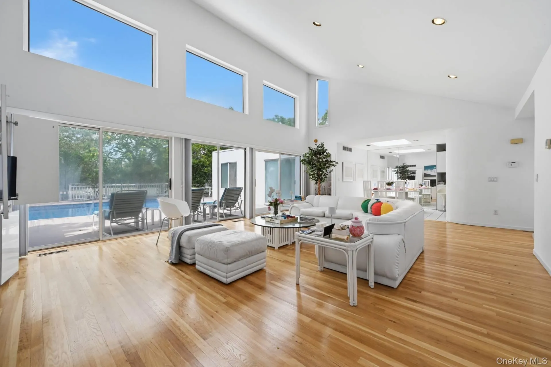 23 Deerfield Way, Southampton, NY, 4 Bedrooms Bedrooms, 9 Rooms Rooms,2 BathroomsBathrooms,Residential,For Rent,Deerfield,0,1036461 23 Deerfield Way, Southampton, NY, 4 Bedrooms Bedrooms, 9 Rooms Rooms,2 BathroomsBathrooms,Residential,For Rent,Deerfield,0,1036461