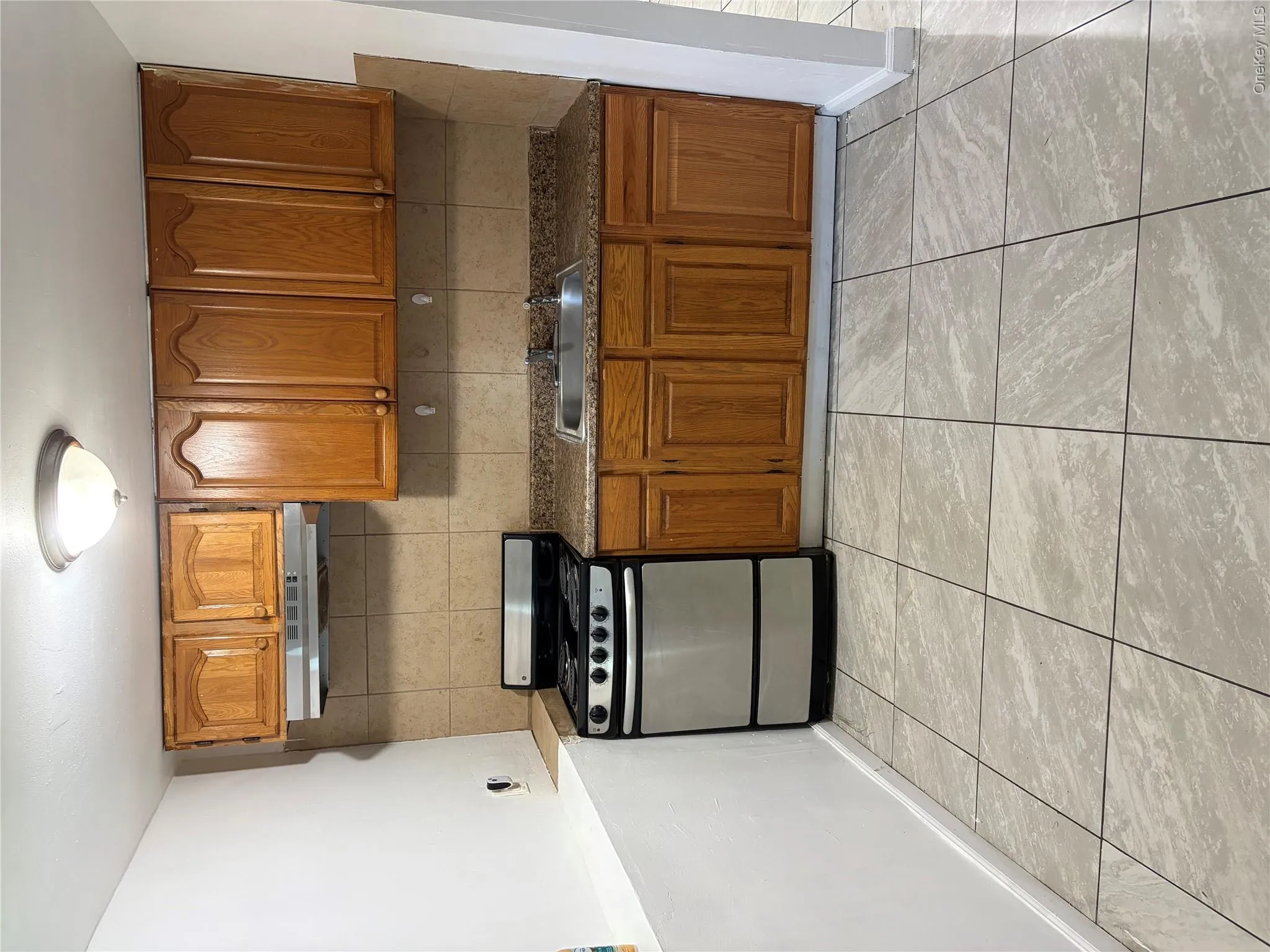 124 10th Avenue, Islip, NY, 2 Bedrooms Bedrooms, 5 Rooms Rooms,1 BathroomBathrooms,Residential Lease,For Rent,10th,0,1036462 124 10th Avenue, Islip, NY, 2 Bedrooms Bedrooms, 5 Rooms Rooms,1 BathroomBathrooms,Residential Lease,For Rent,10th,0,1036462