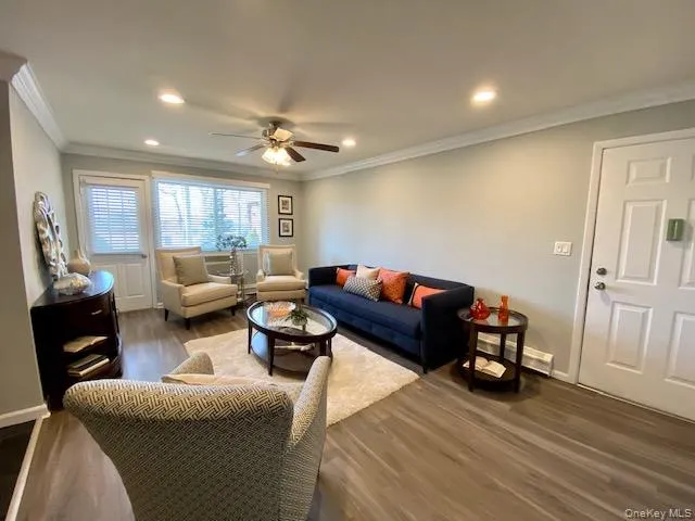 441 Lincoln Boulevard, Smithtown, NY, 1 Bedroom Bedrooms, 4 Rooms Rooms,1 BathroomBathrooms,Residential Lease,For Rent,Lincoln,0,1036465 441 Lincoln Boulevard, Smithtown, NY, 1 Bedroom Bedrooms, 4 Rooms Rooms,1 BathroomBathrooms,Residential Lease,For Rent,Lincoln,0,1036465