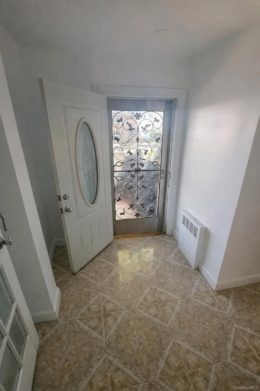 9504 23rd Avenue, New York, NY, 3 Bedrooms Bedrooms, 10 Rooms Rooms,1 BathroomBathrooms,Residential Lease,For Rent,23rd,0,1036468 9504 23rd Avenue, New York, NY, 3 Bedrooms Bedrooms, 10 Rooms Rooms,1 BathroomBathrooms,Residential Lease,For Rent,23rd,0,1036468