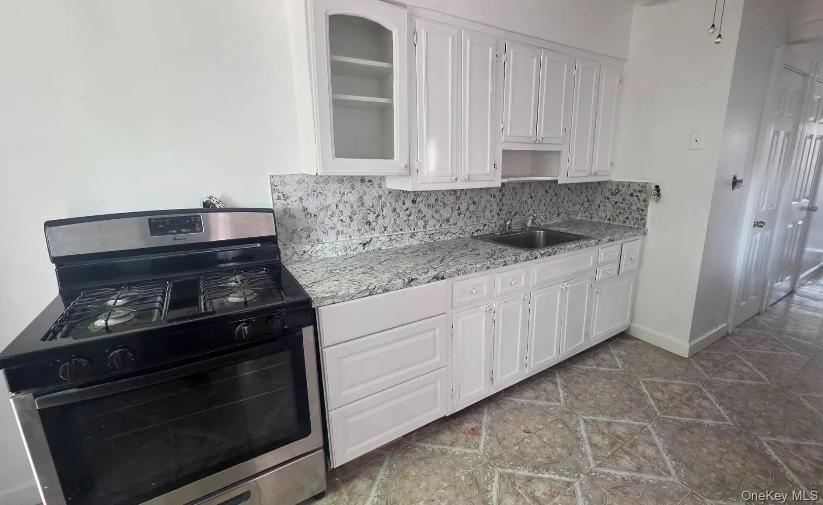 9504 23rd Avenue, New York, NY, 3 Bedrooms Bedrooms, 10 Rooms Rooms,1 BathroomBathrooms,Residential Lease,For Rent,23rd,0,1036468 9504 23rd Avenue, New York, NY, 3 Bedrooms Bedrooms, 10 Rooms Rooms,1 BathroomBathrooms,Residential Lease,For Rent,23rd,0,1036468