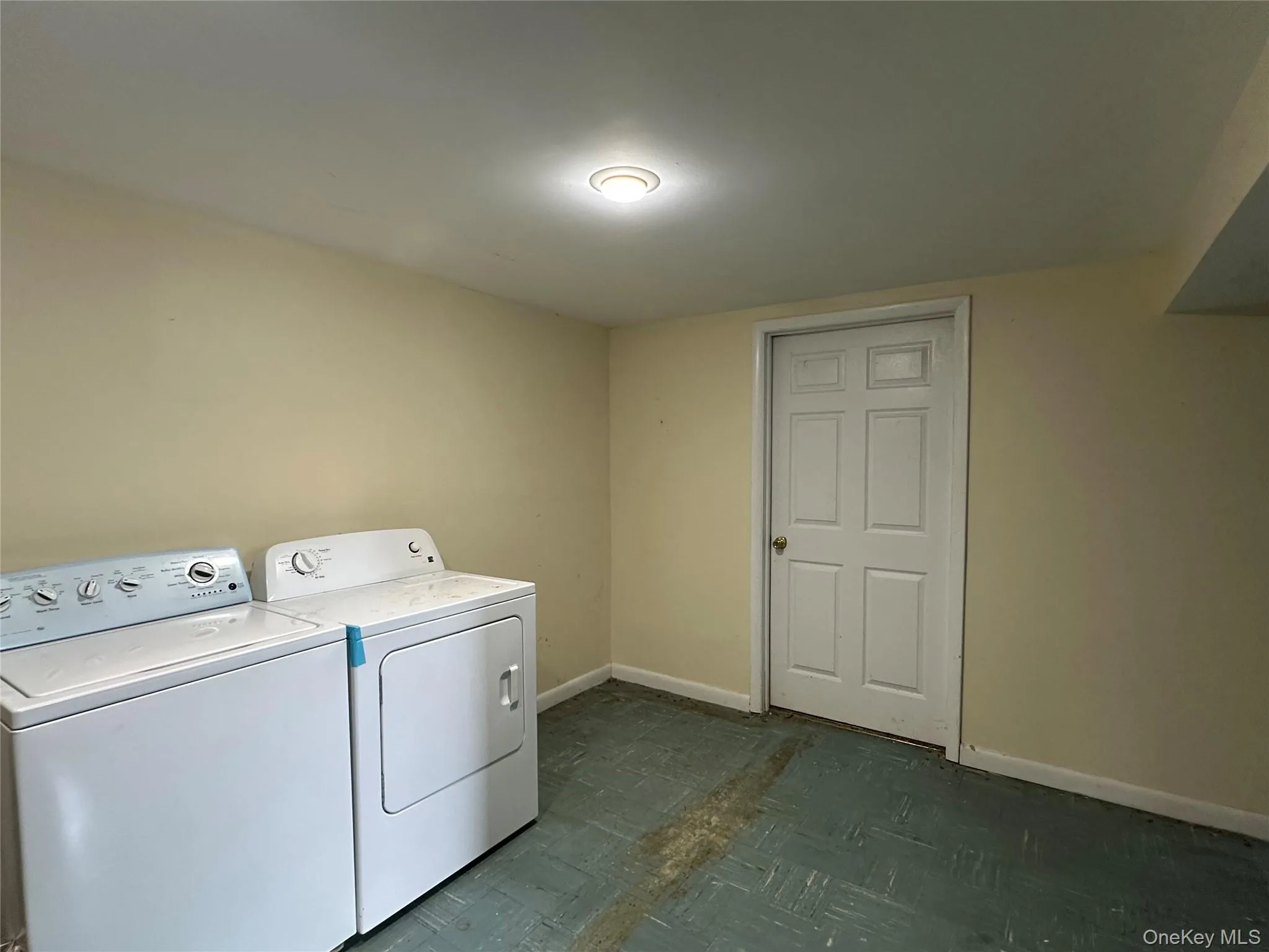 45 Clover Hill Drive, La Grange, NY, 6 Bedrooms Bedrooms, 9 Rooms Rooms,2 BathroomsBathrooms,Residential,For Rent,Clover Hill,0,1036469 45 Clover Hill Drive, La Grange, NY, 6 Bedrooms Bedrooms, 9 Rooms Rooms,2 BathroomsBathrooms,Residential,For Rent,Clover Hill,0,1036469