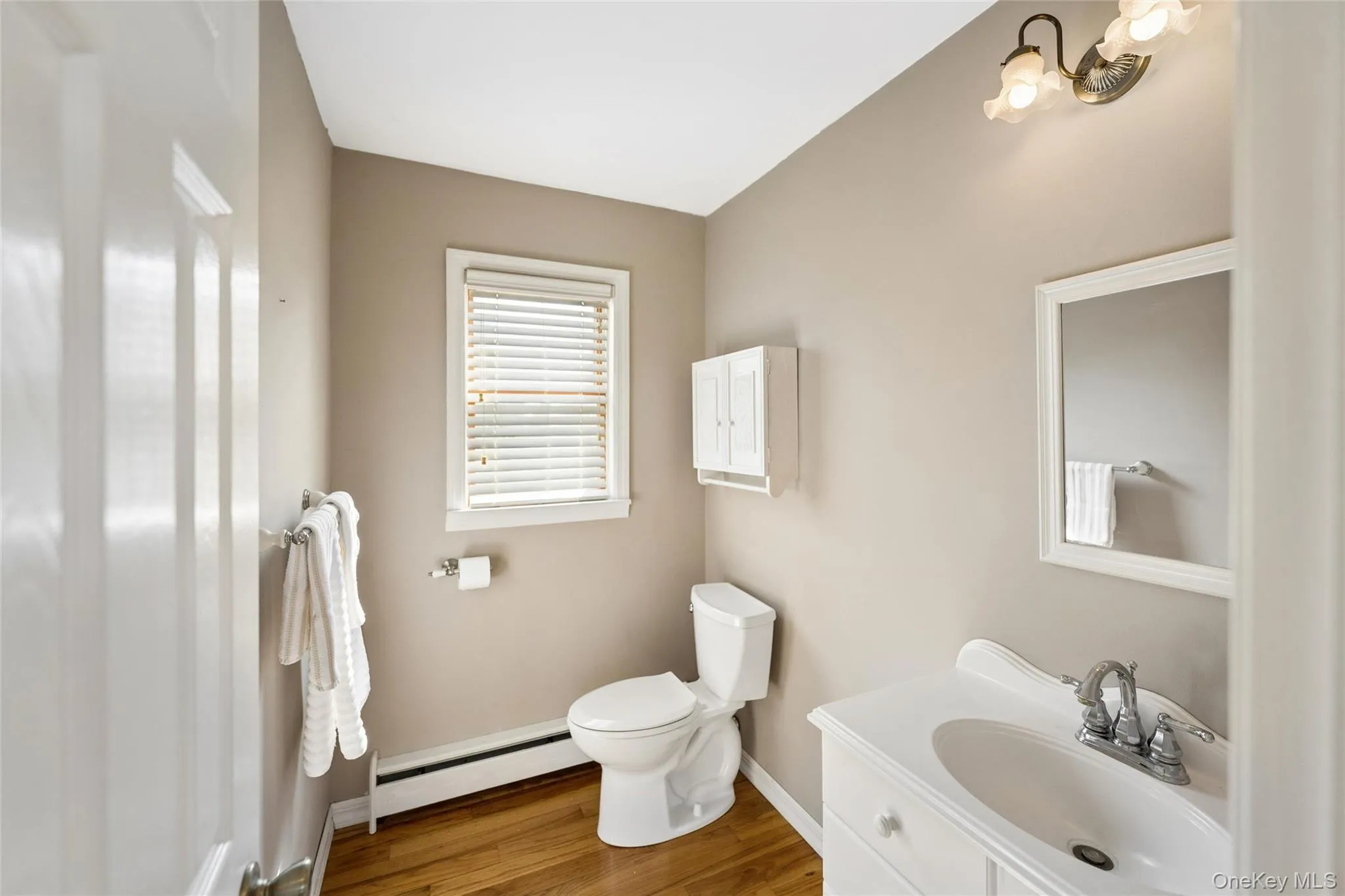 155 2nd Avenue, Southold, NY, 3 Bedrooms Bedrooms, 7 Rooms Rooms,1 BathroomBathrooms,Residential,For Rent,2nd,0,1036471 155 2nd Avenue, Southold, NY, 3 Bedrooms Bedrooms, 7 Rooms Rooms,1 BathroomBathrooms,Residential,For Rent,2nd,0,1036471