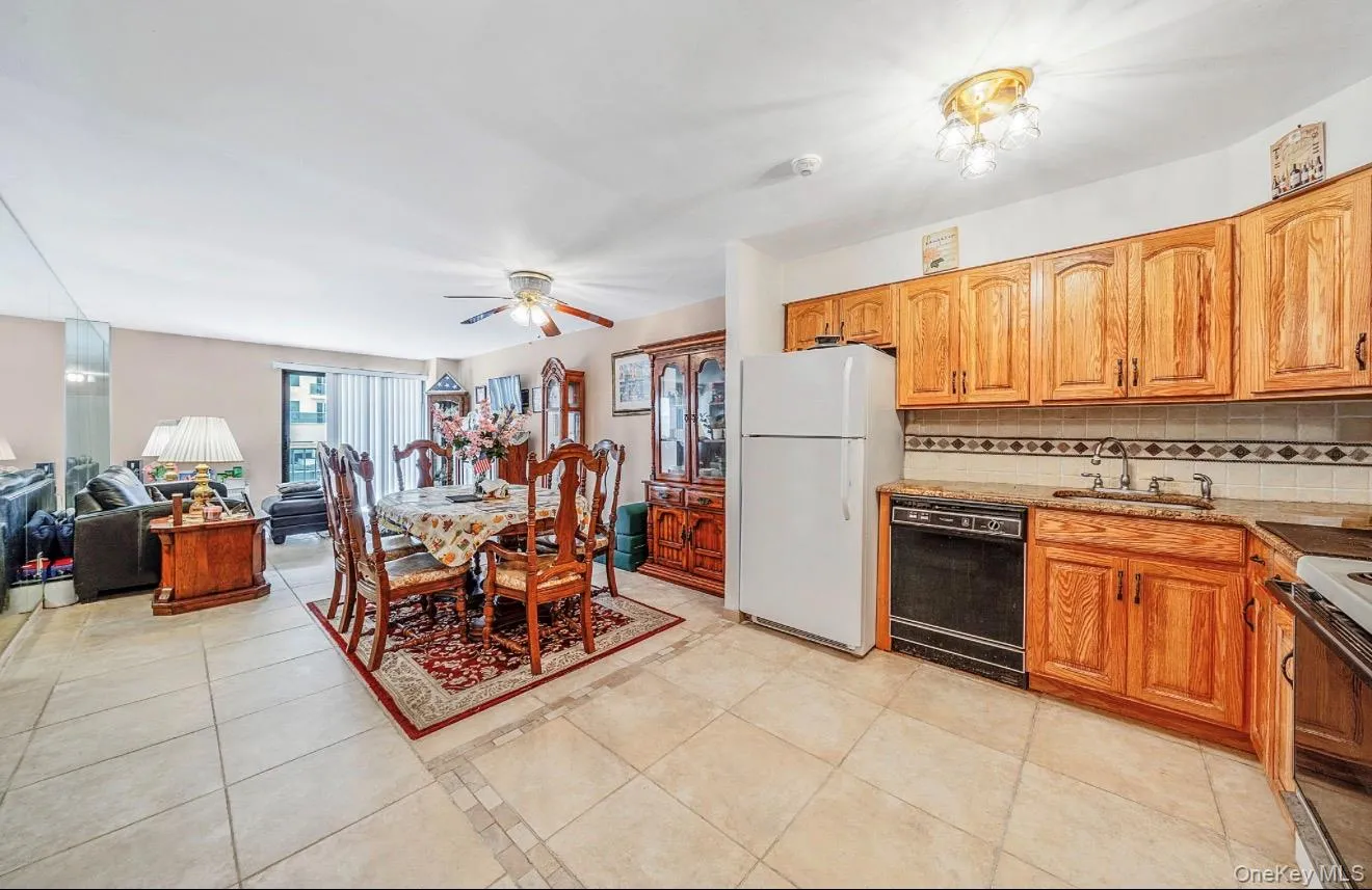 360 Shore Road, Long Beach, NY, 1 Bedroom Bedrooms, 3 Rooms Rooms,1 BathroomBathrooms,Residential,For Rent,Shore,0,1036472 360 Shore Road, Long Beach, NY, 1 Bedroom Bedrooms, 3 Rooms Rooms,1 BathroomBathrooms,Residential,For Rent,Shore,0,1036472