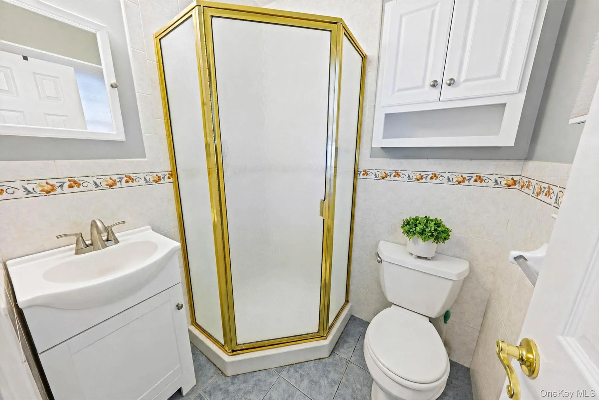 15 Locksley Lane, Smithtown, NY, 3 Bedrooms Bedrooms, 8 Rooms Rooms,2 BathroomsBathrooms,Residential,For Rent,Locksley,0,1036474 15 Locksley Lane, Smithtown, NY, 3 Bedrooms Bedrooms, 8 Rooms Rooms,2 BathroomsBathrooms,Residential,For Rent,Locksley,0,1036474