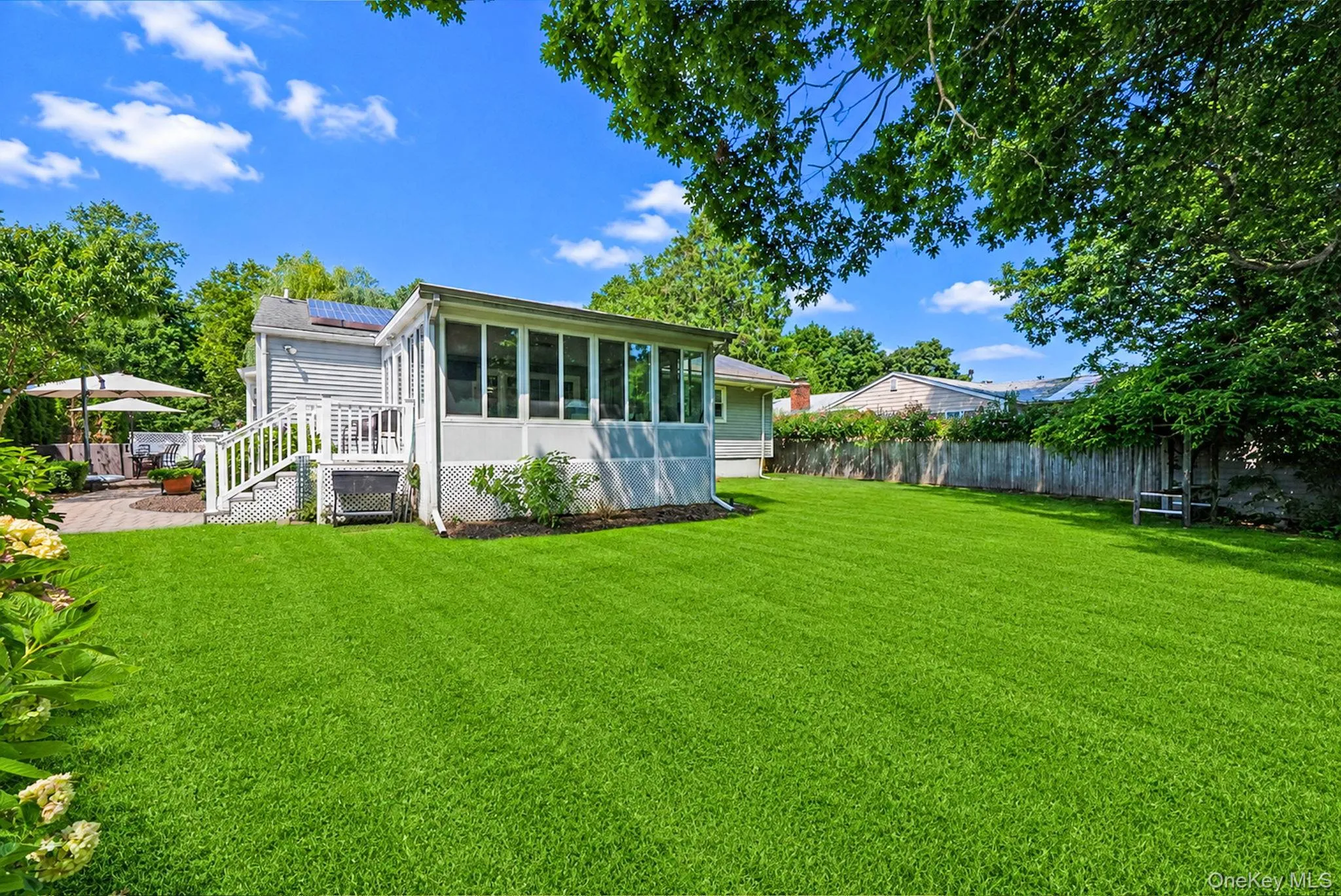 15 Locksley Lane, Smithtown, NY, 3 Bedrooms Bedrooms, 8 Rooms Rooms,2 BathroomsBathrooms,Residential,For Rent,Locksley,0,1036474 15 Locksley Lane, Smithtown, NY, 3 Bedrooms Bedrooms, 8 Rooms Rooms,2 BathroomsBathrooms,Residential,For Rent,Locksley,0,1036474
