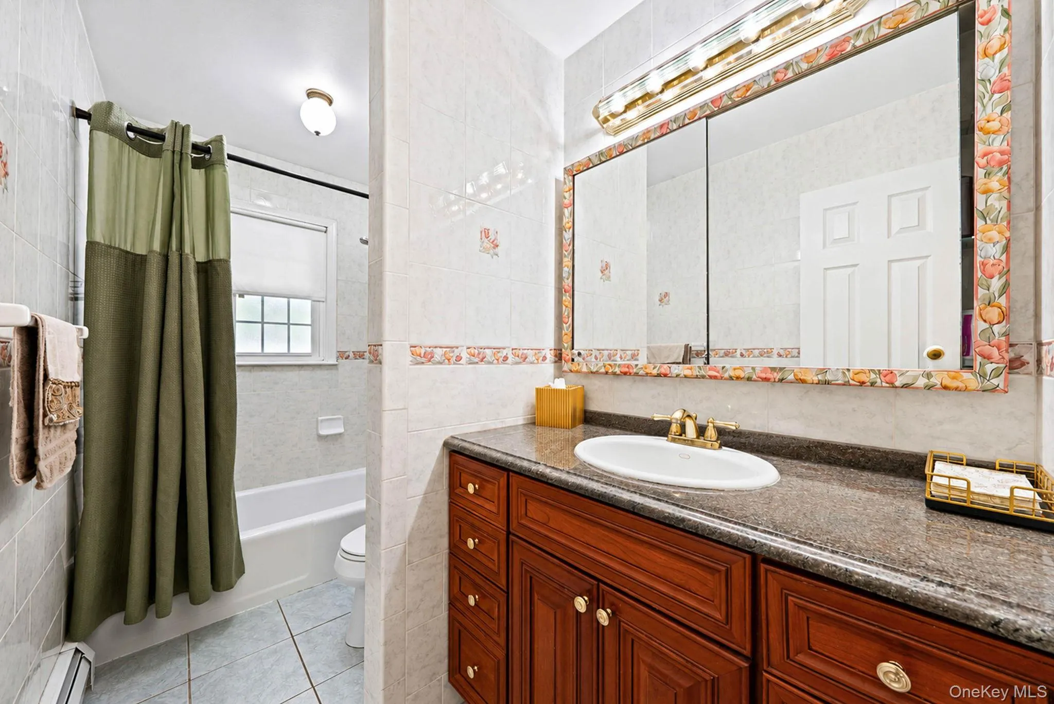 15 Locksley Lane, Smithtown, NY, 3 Bedrooms Bedrooms, 8 Rooms Rooms,2 BathroomsBathrooms,Residential,For Rent,Locksley,0,1036474 15 Locksley Lane, Smithtown, NY, 3 Bedrooms Bedrooms, 8 Rooms Rooms,2 BathroomsBathrooms,Residential,For Rent,Locksley,0,1036474