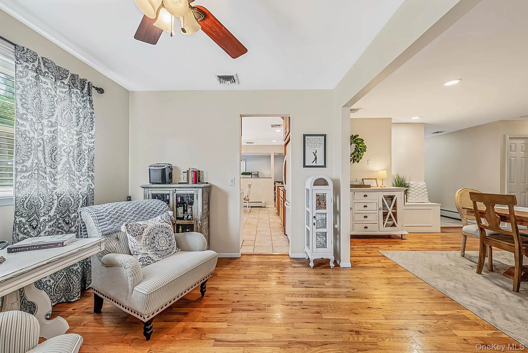 15 Locksley Lane, Smithtown, NY, 3 Bedrooms Bedrooms, 8 Rooms Rooms,2 BathroomsBathrooms,Residential,For Rent,Locksley,0,1036474 15 Locksley Lane, Smithtown, NY, 3 Bedrooms Bedrooms, 8 Rooms Rooms,2 BathroomsBathrooms,Residential,For Rent,Locksley,0,1036474