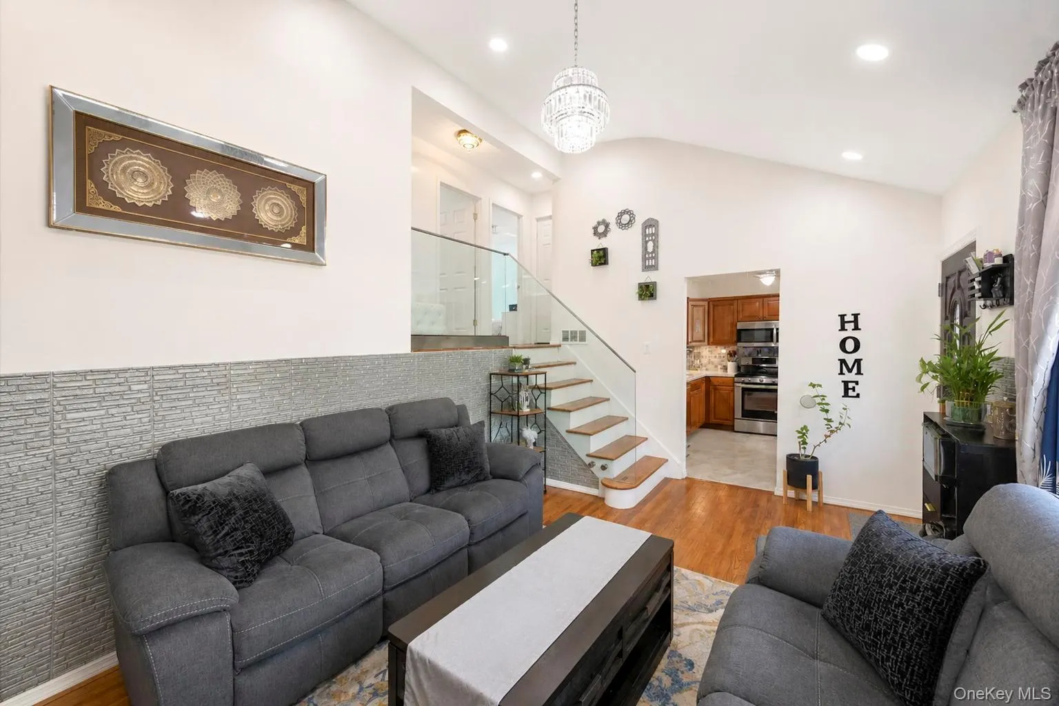 39 superior Street, Brookhaven, NY, 3 Bedrooms Bedrooms, 9 Rooms Rooms,2 BathroomsBathrooms,Residential Lease,For Rent,superior,0,1036475 39 superior Street, Brookhaven, NY, 3 Bedrooms Bedrooms, 9 Rooms Rooms,2 BathroomsBathrooms,Residential Lease,For Rent,superior,0,1036475