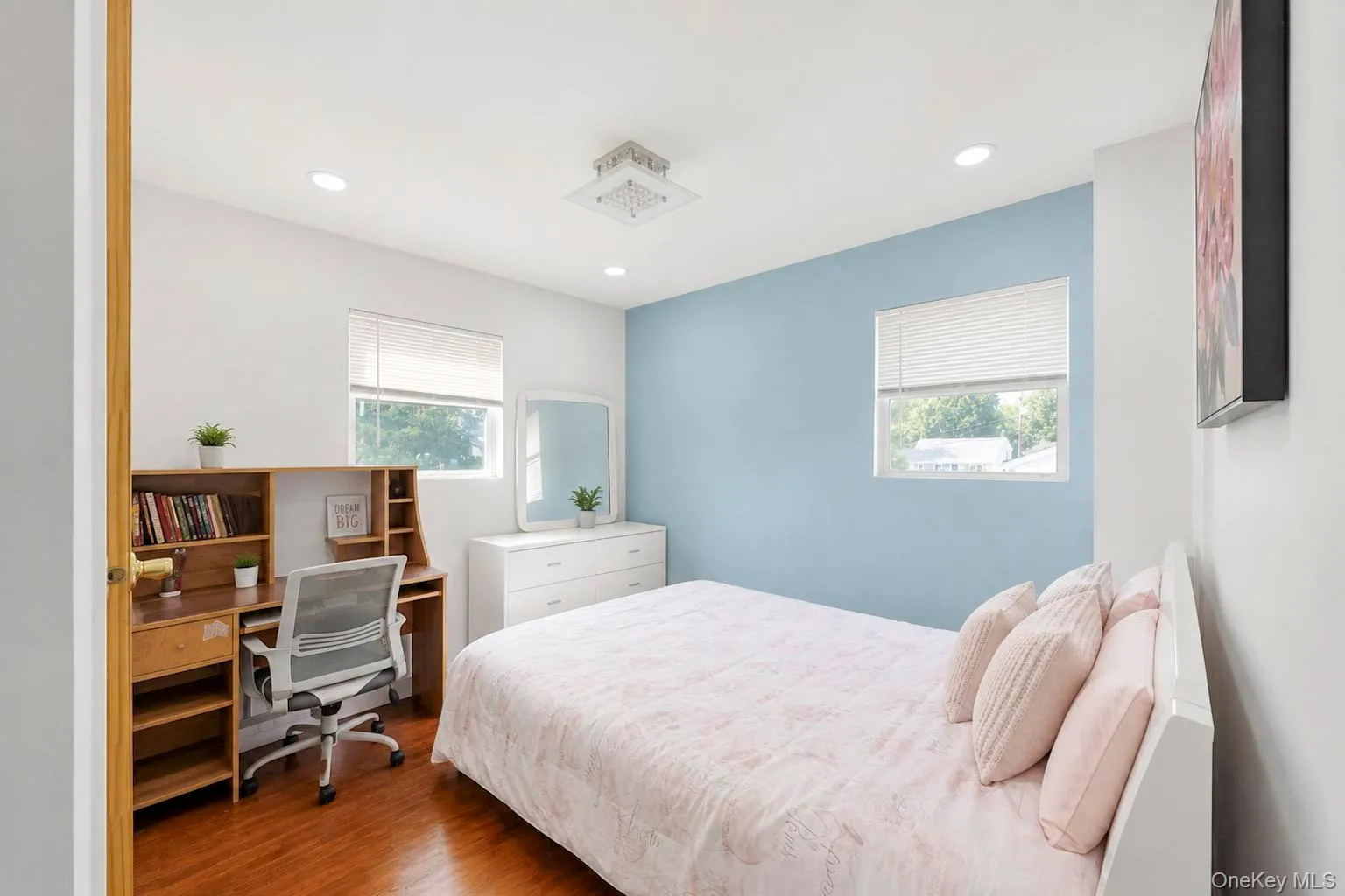 39 superior Street, Brookhaven, NY, 3 Bedrooms Bedrooms, 9 Rooms Rooms,2 BathroomsBathrooms,Residential Lease,For Rent,superior,0,1036475 39 superior Street, Brookhaven, NY, 3 Bedrooms Bedrooms, 9 Rooms Rooms,2 BathroomsBathrooms,Residential Lease,For Rent,superior,0,1036475