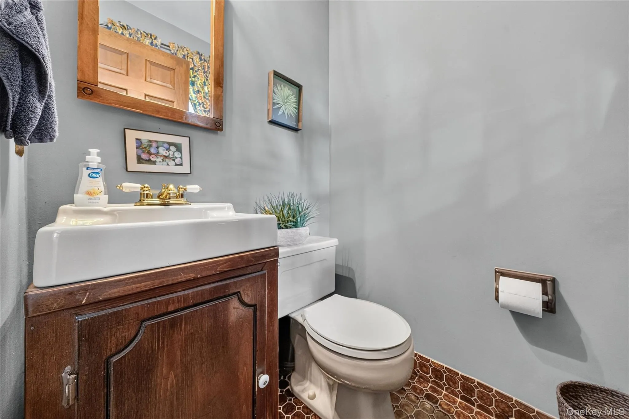 Half Bath Off The Kitchen Half Bath Off The Kitchen