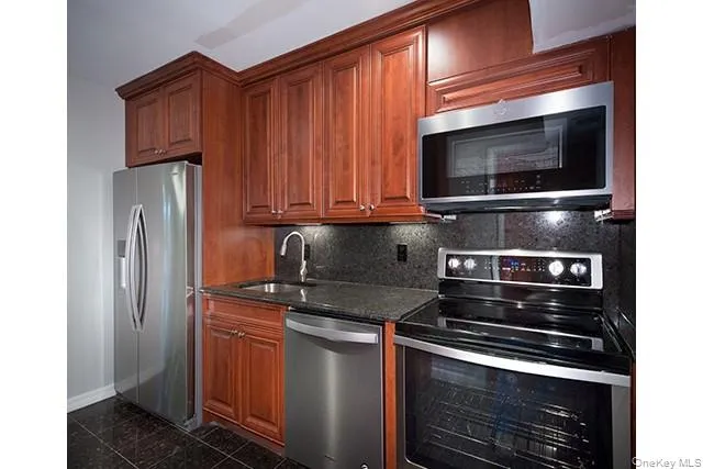 100 Villa D'est Drive, Brookhaven, NY, 2 Bedrooms Bedrooms, 5 Rooms Rooms,1 BathroomBathrooms,Residential Lease,For Rent,Villa D'est,0,1036487 100 Villa D'est Drive, Brookhaven, NY, 2 Bedrooms Bedrooms, 5 Rooms Rooms,1 BathroomBathrooms,Residential Lease,For Rent,Villa D'est,0,1036487