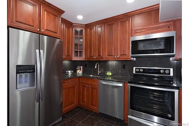 100 Villa D'est Drive, Brookhaven, NY, 1 Bedroom Bedrooms, 4 Rooms Rooms,1 BathroomBathrooms,Residential Lease,For Rent,Villa D'est,0,1036488 100 Villa D'est Drive, Brookhaven, NY, 1 Bedroom Bedrooms, 4 Rooms Rooms,1 BathroomBathrooms,Residential Lease,For Rent,Villa D'est,0,1036488