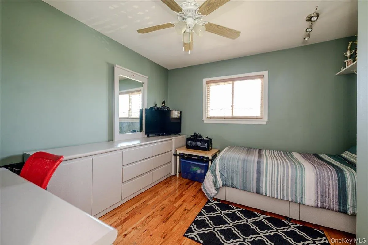3897 Darby Lane, Hempstead, NY, 4 Bedrooms Bedrooms, 9 Rooms Rooms,2 BathroomsBathrooms,Residential,For Rent,Darby,0,1036493 3897 Darby Lane, Hempstead, NY, 4 Bedrooms Bedrooms, 9 Rooms Rooms,2 BathroomsBathrooms,Residential,For Rent,Darby,0,1036493