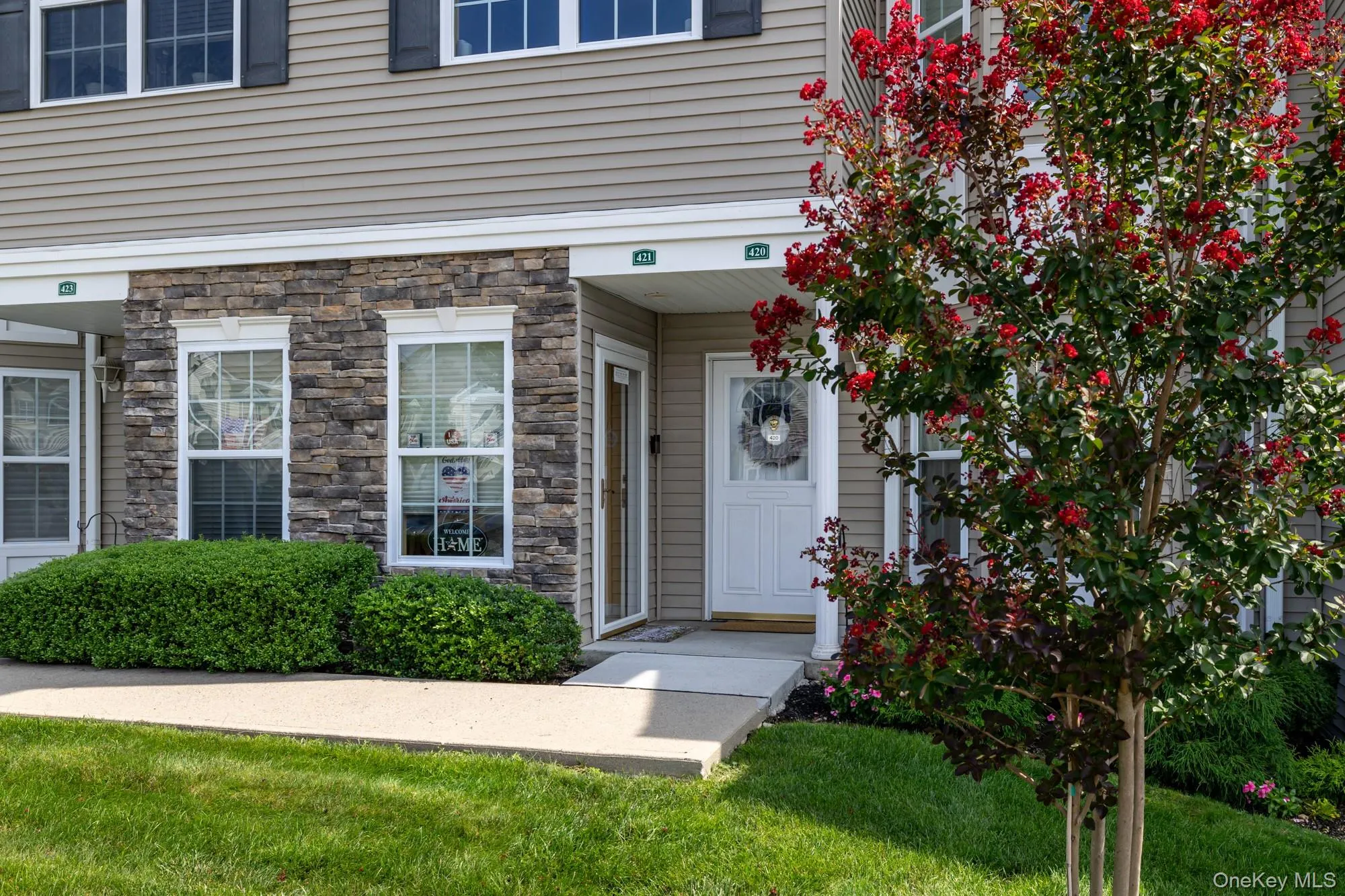 421 Autumn Drive, Hempstead, NY, 2 Bedrooms Bedrooms, 6 Rooms Rooms,2 BathroomsBathrooms,Residential,For Rent,Autumn,0,1036497 421 Autumn Drive, Hempstead, NY, 2 Bedrooms Bedrooms, 6 Rooms Rooms,2 BathroomsBathrooms,Residential,For Rent,Autumn,0,1036497