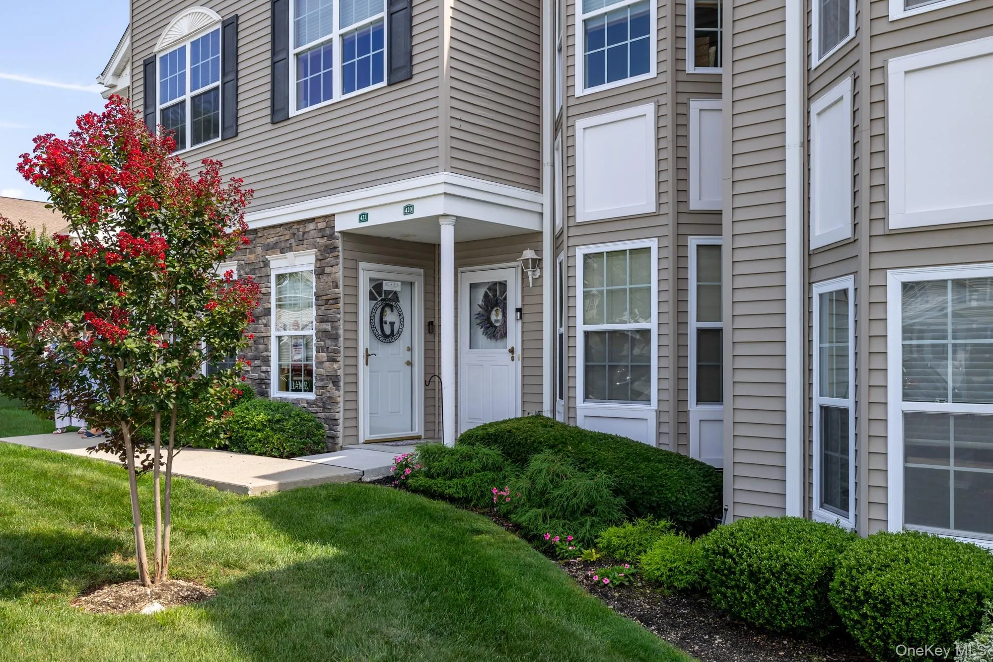 421 Autumn Drive, Hempstead, NY, 2 Bedrooms Bedrooms, 6 Rooms Rooms,2 BathroomsBathrooms,Residential,For Rent,Autumn,0,1036497 421 Autumn Drive, Hempstead, NY, 2 Bedrooms Bedrooms, 6 Rooms Rooms,2 BathroomsBathrooms,Residential,For Rent,Autumn,0,1036497