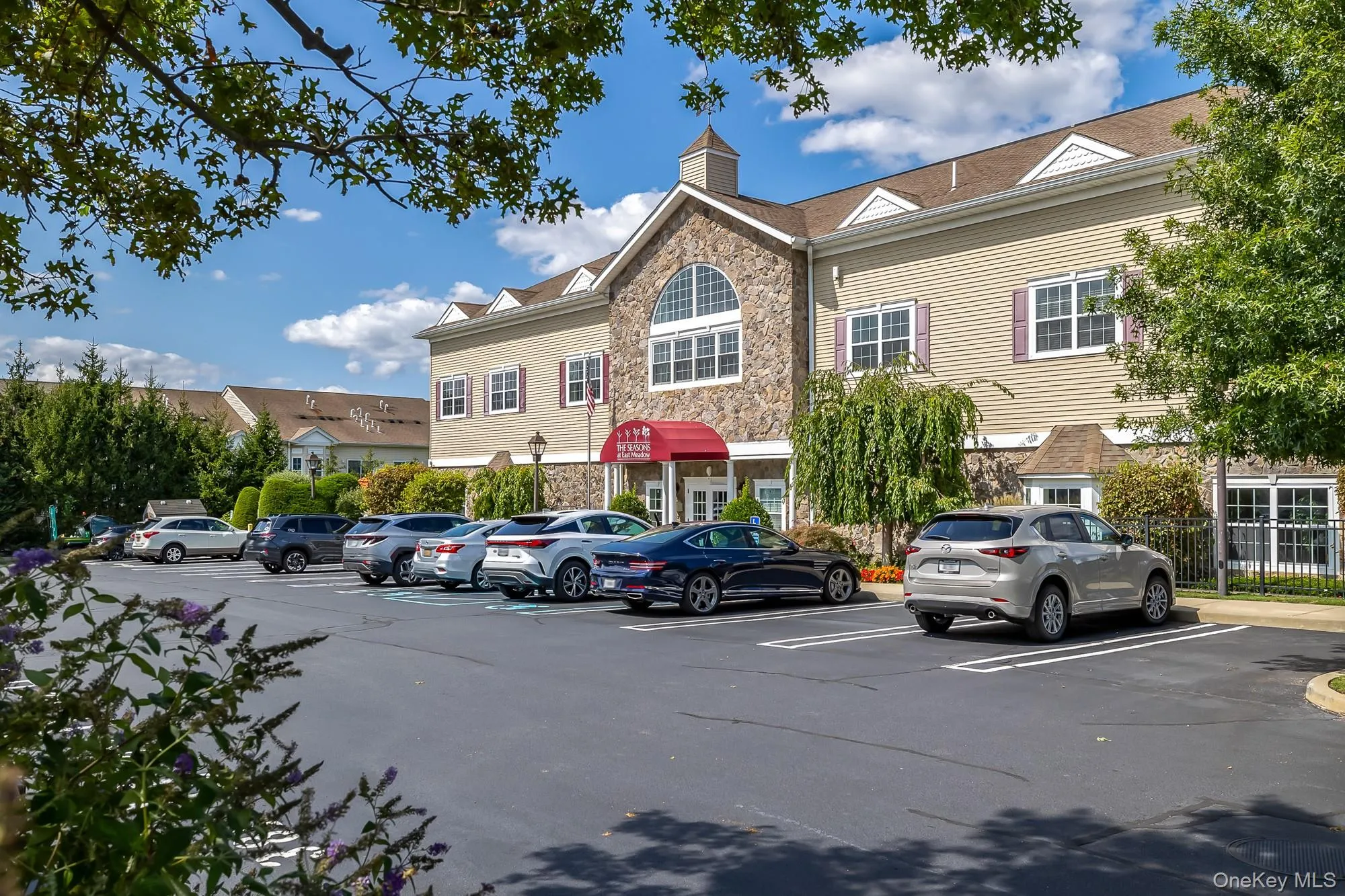 421 Autumn Drive, Hempstead, NY, 2 Bedrooms Bedrooms, 6 Rooms Rooms,2 BathroomsBathrooms,Residential,For Rent,Autumn,0,1036497 421 Autumn Drive, Hempstead, NY, 2 Bedrooms Bedrooms, 6 Rooms Rooms,2 BathroomsBathrooms,Residential,For Rent,Autumn,0,1036497