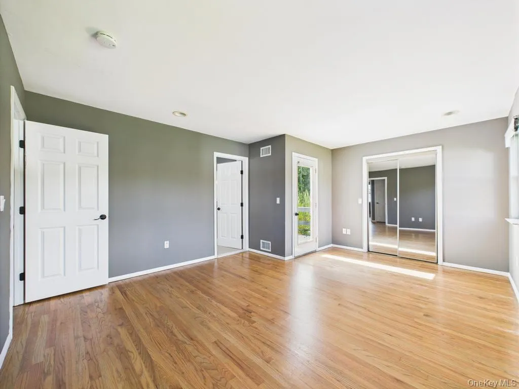 45 Willow Street, Riverhead, NY, 3 Bedrooms Bedrooms, 4 Rooms Rooms,2 BathroomsBathrooms,Residential Lease,For Rent,Willow,0,1036501 45 Willow Street, Riverhead, NY, 3 Bedrooms Bedrooms, 4 Rooms Rooms,2 BathroomsBathrooms,Residential Lease,For Rent,Willow,0,1036501