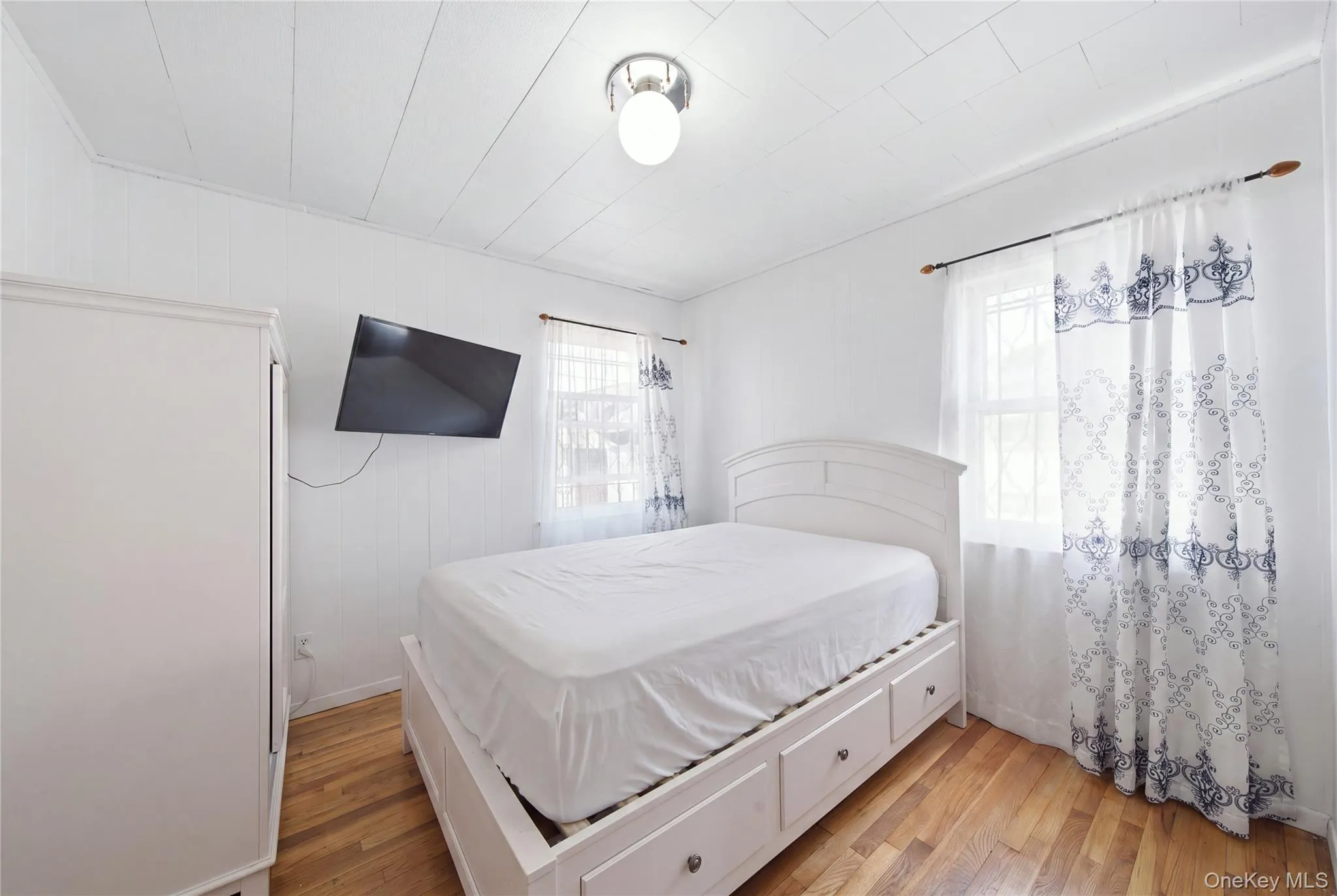 12043 232nd Street, New York, NY, 4 Bedrooms Bedrooms, 8 Rooms Rooms,3 BathroomsBathrooms,Residential,For Rent,232nd,0,1036504 12043 232nd Street, New York, NY, 4 Bedrooms Bedrooms, 8 Rooms Rooms,3 BathroomsBathrooms,Residential,For Rent,232nd,0,1036504
