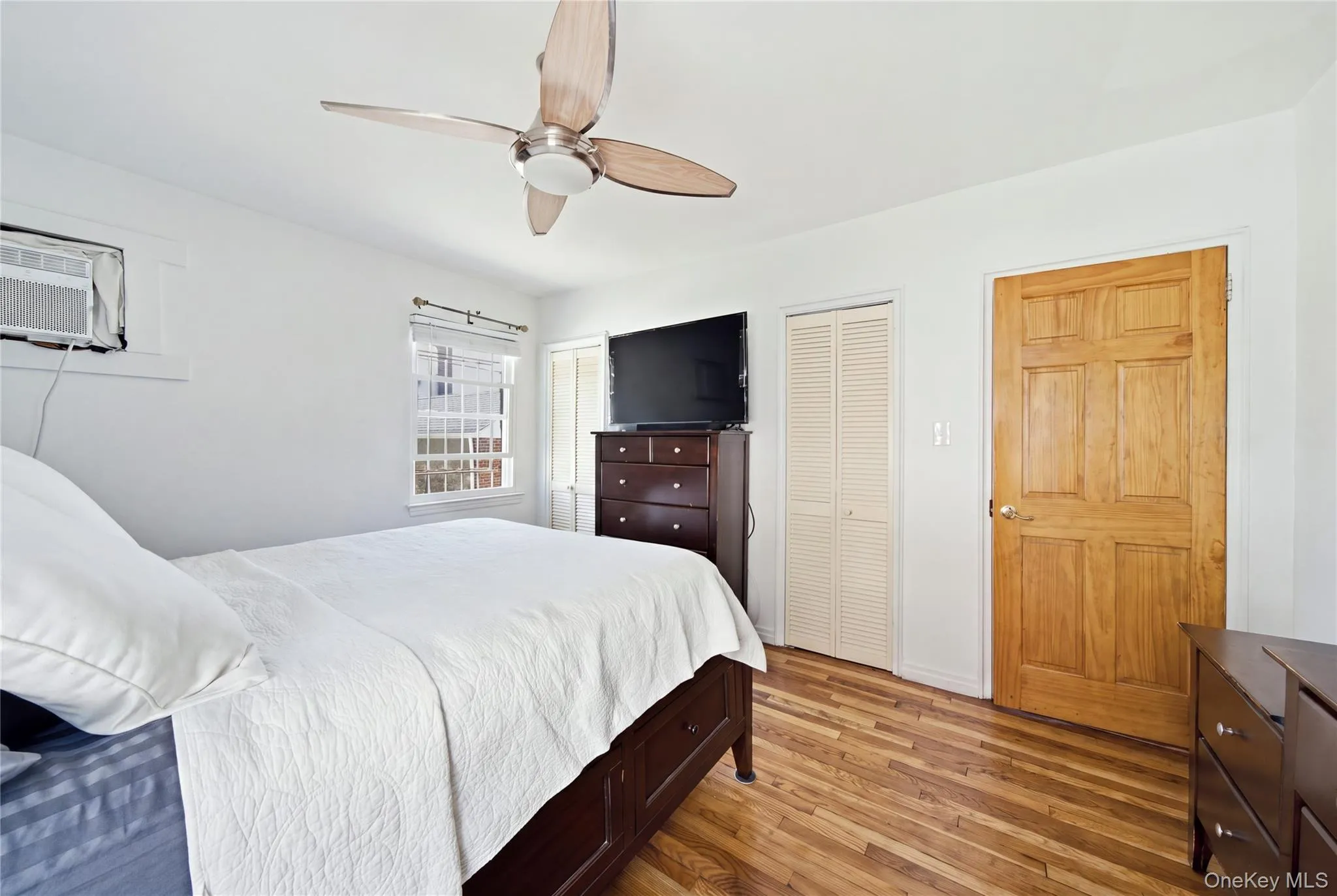 12043 232nd Street, New York, NY, 4 Bedrooms Bedrooms, 8 Rooms Rooms,3 BathroomsBathrooms,Residential,For Rent,232nd,0,1036504 12043 232nd Street, New York, NY, 4 Bedrooms Bedrooms, 8 Rooms Rooms,3 BathroomsBathrooms,Residential,For Rent,232nd,0,1036504
