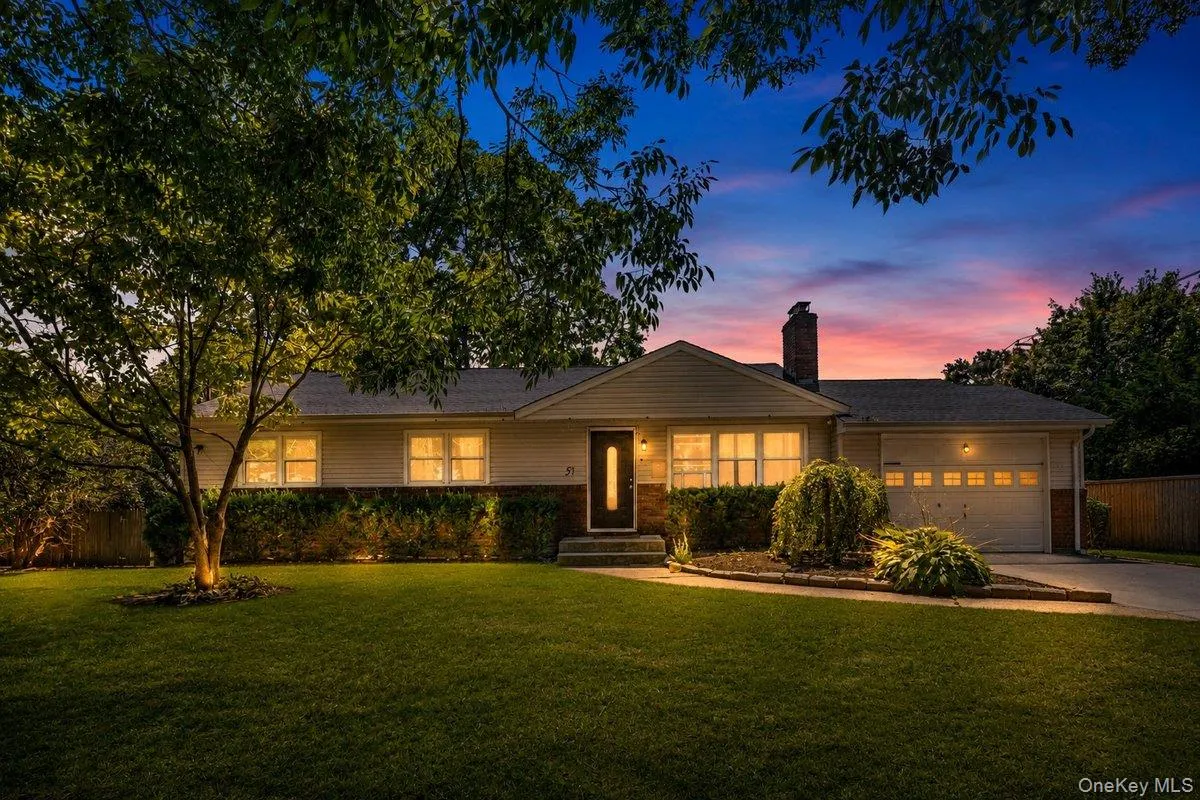 57 1st Street, Oyster Bay, NY, 5 Bedrooms Bedrooms, 13 Rooms Rooms,3 BathroomsBathrooms,Residential,For Rent,1st,0,1036505 57 1st Street, Oyster Bay, NY, 5 Bedrooms Bedrooms, 13 Rooms Rooms,3 BathroomsBathrooms,Residential,For Rent,1st,0,1036505