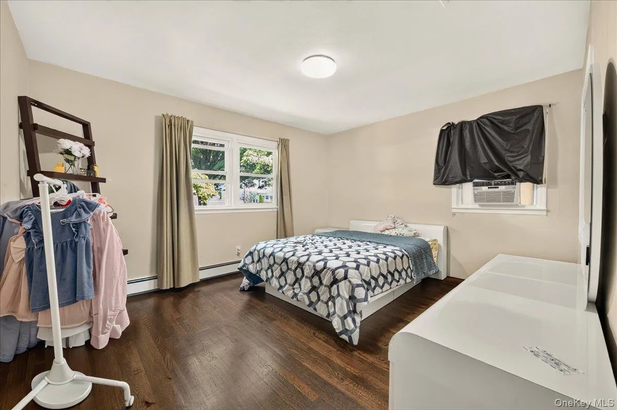 57 1st Street, Oyster Bay, NY, 5 Bedrooms Bedrooms, 13 Rooms Rooms,3 BathroomsBathrooms,Residential,For Rent,1st,0,1036505 57 1st Street, Oyster Bay, NY, 5 Bedrooms Bedrooms, 13 Rooms Rooms,3 BathroomsBathrooms,Residential,For Rent,1st,0,1036505
