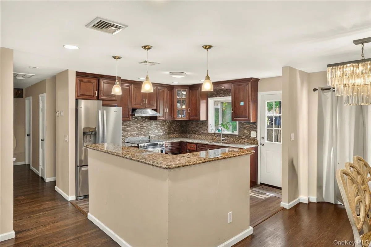 57 1st Street, Oyster Bay, NY, 5 Bedrooms Bedrooms, 13 Rooms Rooms,3 BathroomsBathrooms,Residential,For Rent,1st,0,1036505 57 1st Street, Oyster Bay, NY, 5 Bedrooms Bedrooms, 13 Rooms Rooms,3 BathroomsBathrooms,Residential,For Rent,1st,0,1036505