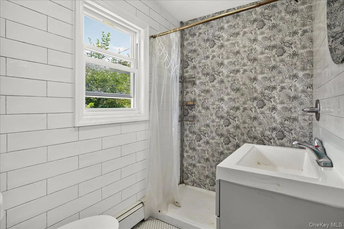 57 1st Street, Oyster Bay, NY, 5 Bedrooms Bedrooms, 13 Rooms Rooms,3 BathroomsBathrooms,Residential,For Rent,1st,0,1036505 57 1st Street, Oyster Bay, NY, 5 Bedrooms Bedrooms, 13 Rooms Rooms,3 BathroomsBathrooms,Residential,For Rent,1st,0,1036505